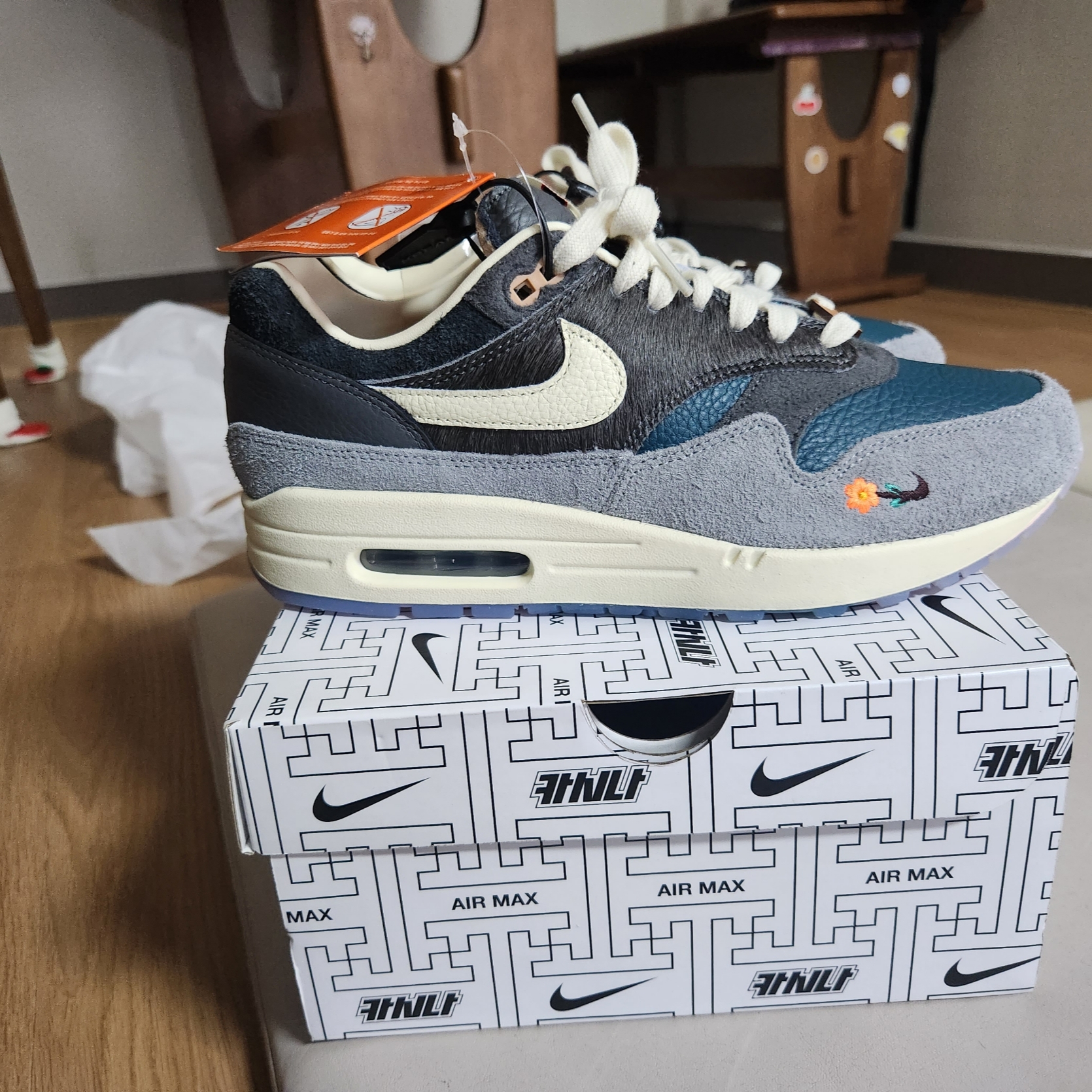 Nike x Kasina Air Max 1 SP Won-Ang Particle Grey 착용 스타일 - 1