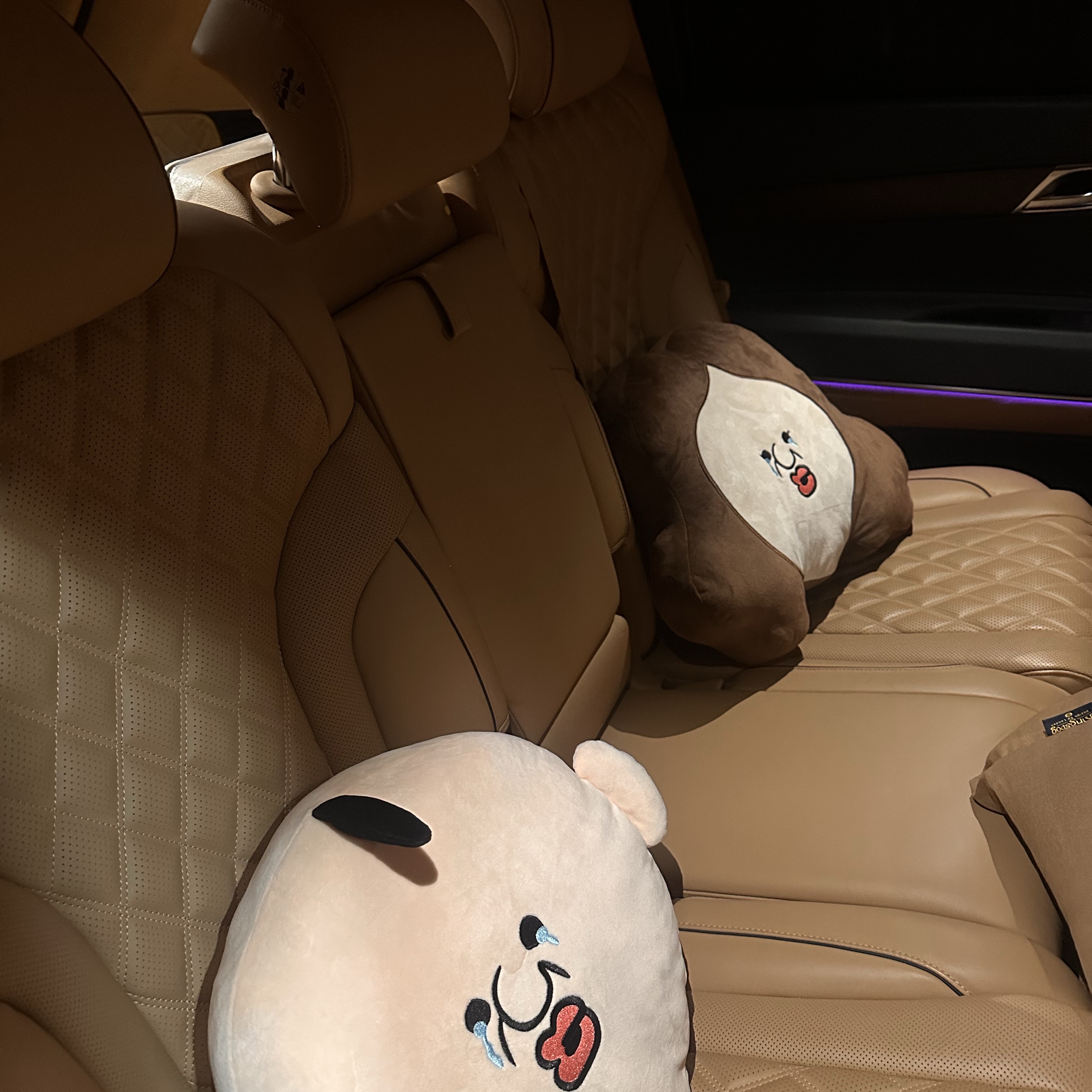 Bbangbbang Cushion, Bbangbbang Okji Cushion 착용 스타일