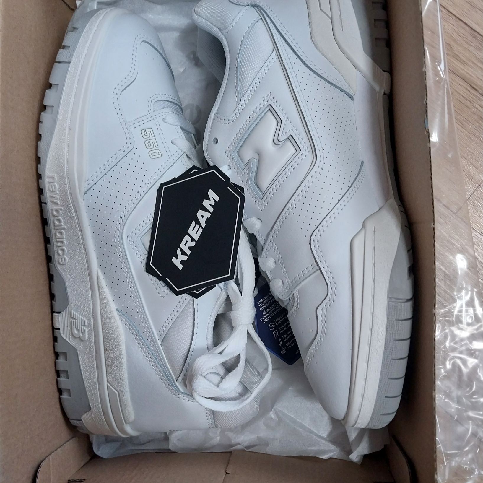 New Balance 550 White - D Standard 착용 스타일