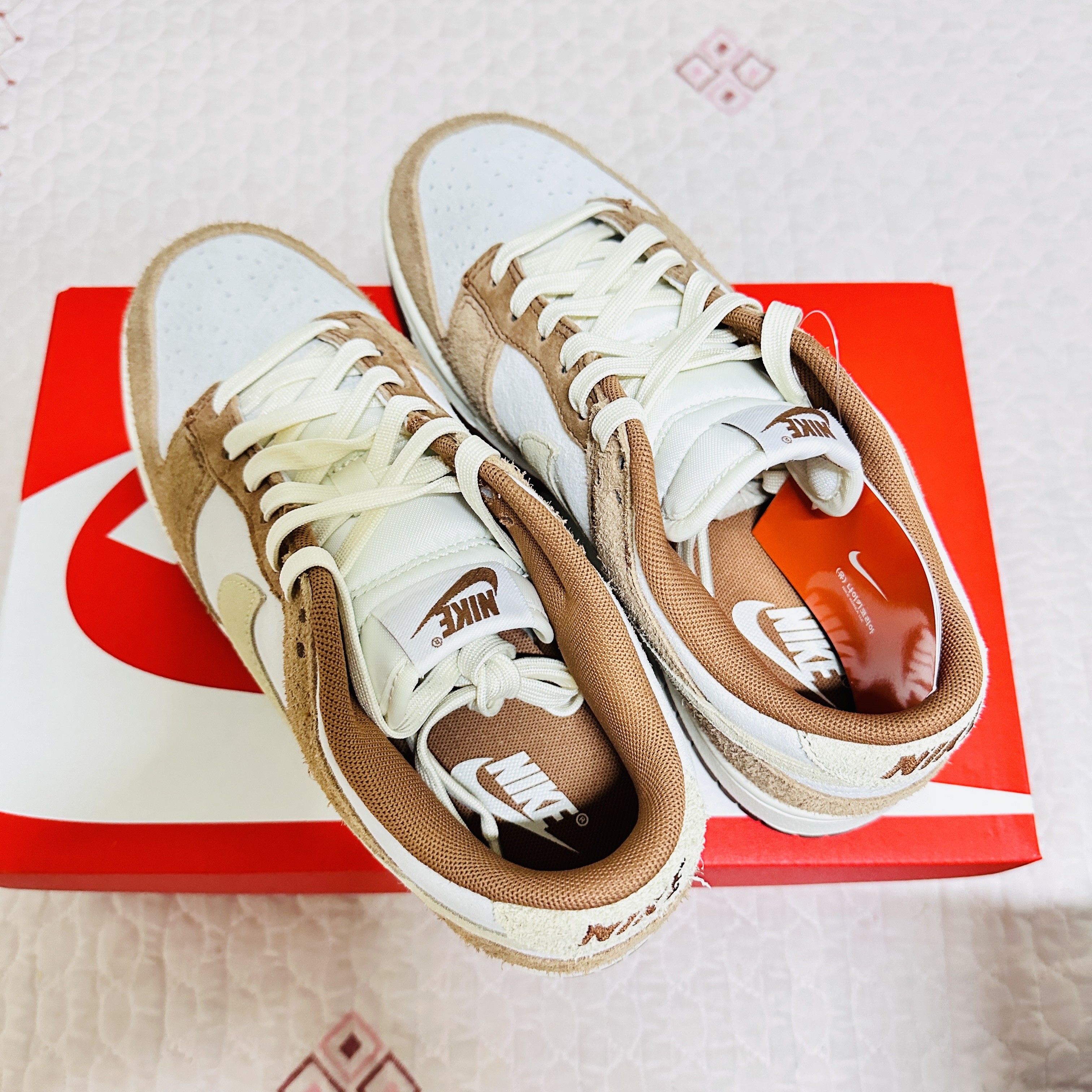 Nike Dunk Low Pro Premium Medium Curry 착용 스타일 - 2