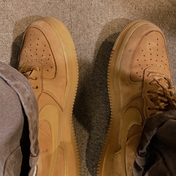 Nike Air Force 1 '07 WB Flax 착용 스타일