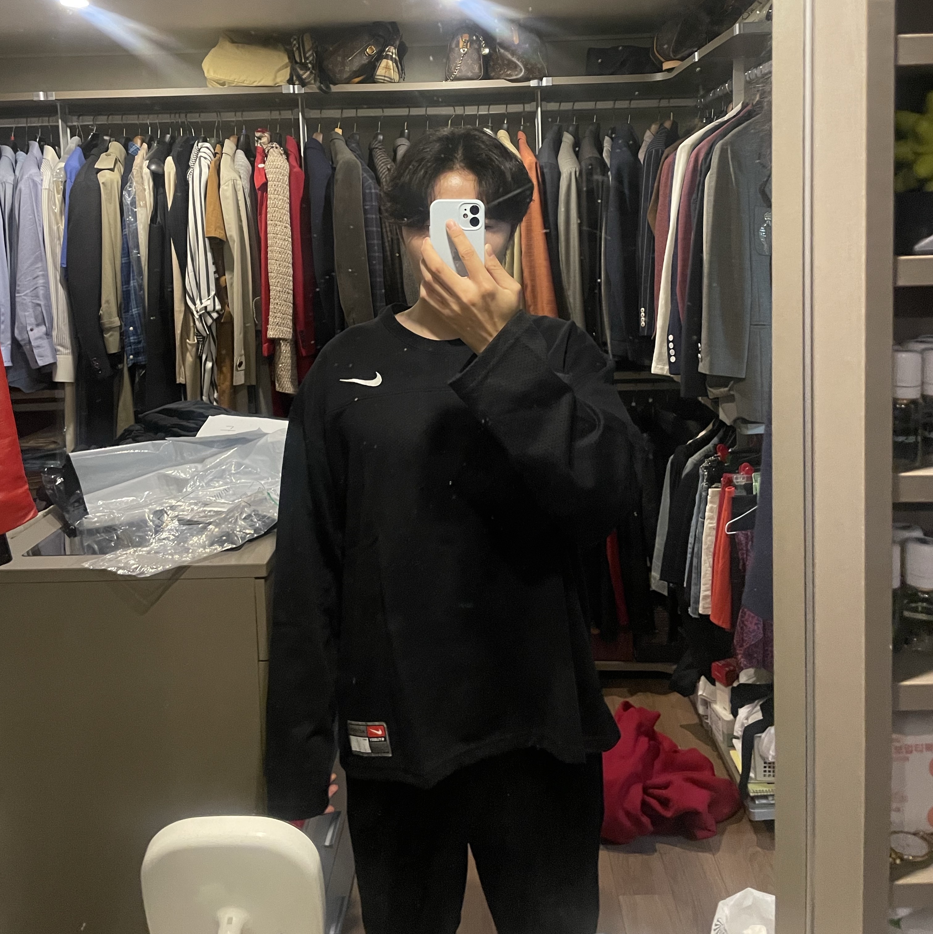 Nike x Stussy Long Sleeve Top Black (FJ9164-010) 착용 스타일