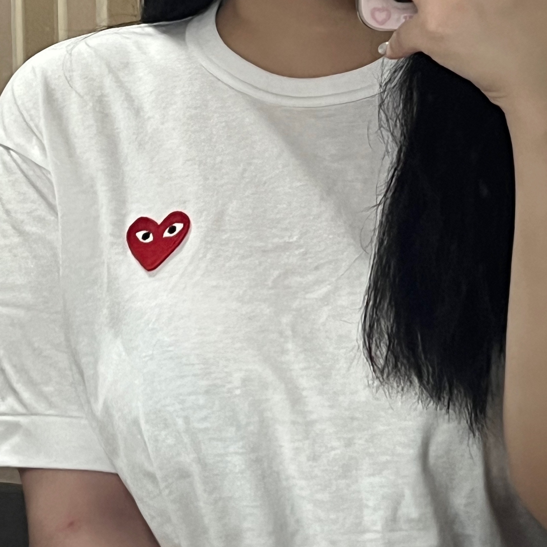 Play Comme des Garcons Red Heart T-Shirt White 착용 스타일