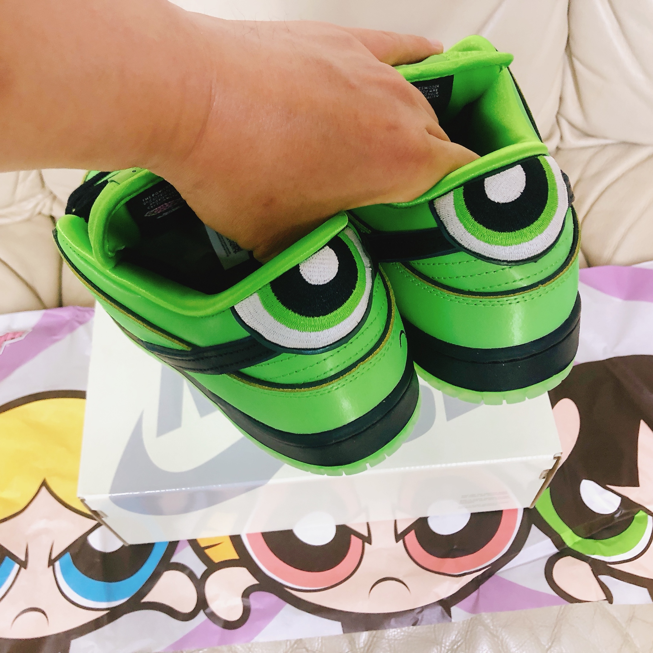 Nike x The Powerpuff Girls SB Dunk Low Pro QS Buttercup 착용 스타일
