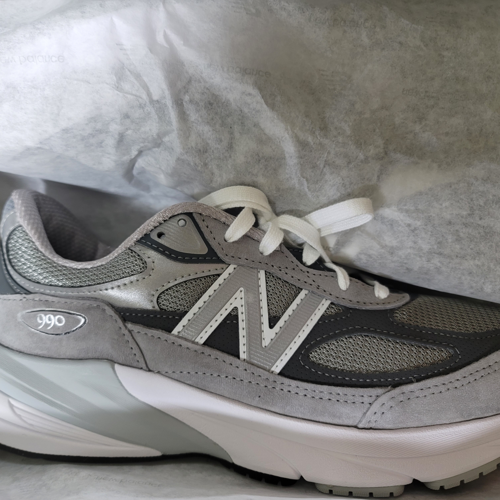 New Balance 990v6 Made in USA Grey - D Standard 착용 스타일