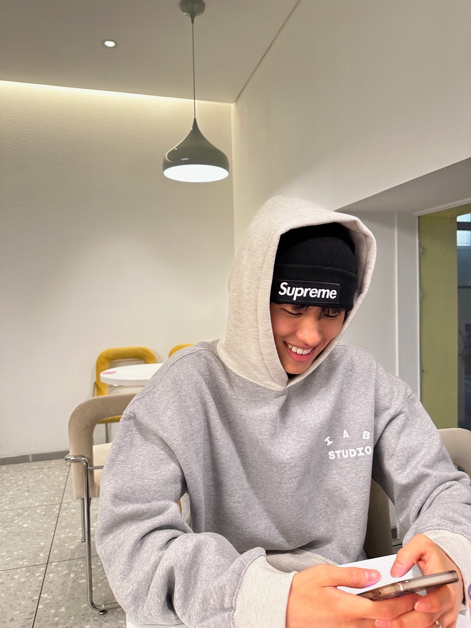 Supreme New Era Box Logo Beanie Black - 23FW, IAB Studio Hoodie Dual Gray 착용 스타일