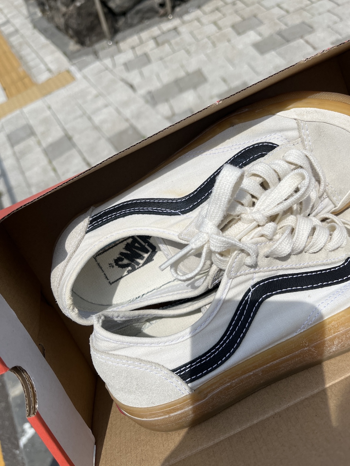 Vans Style 36 Decon SF Cream White 착용 스타일