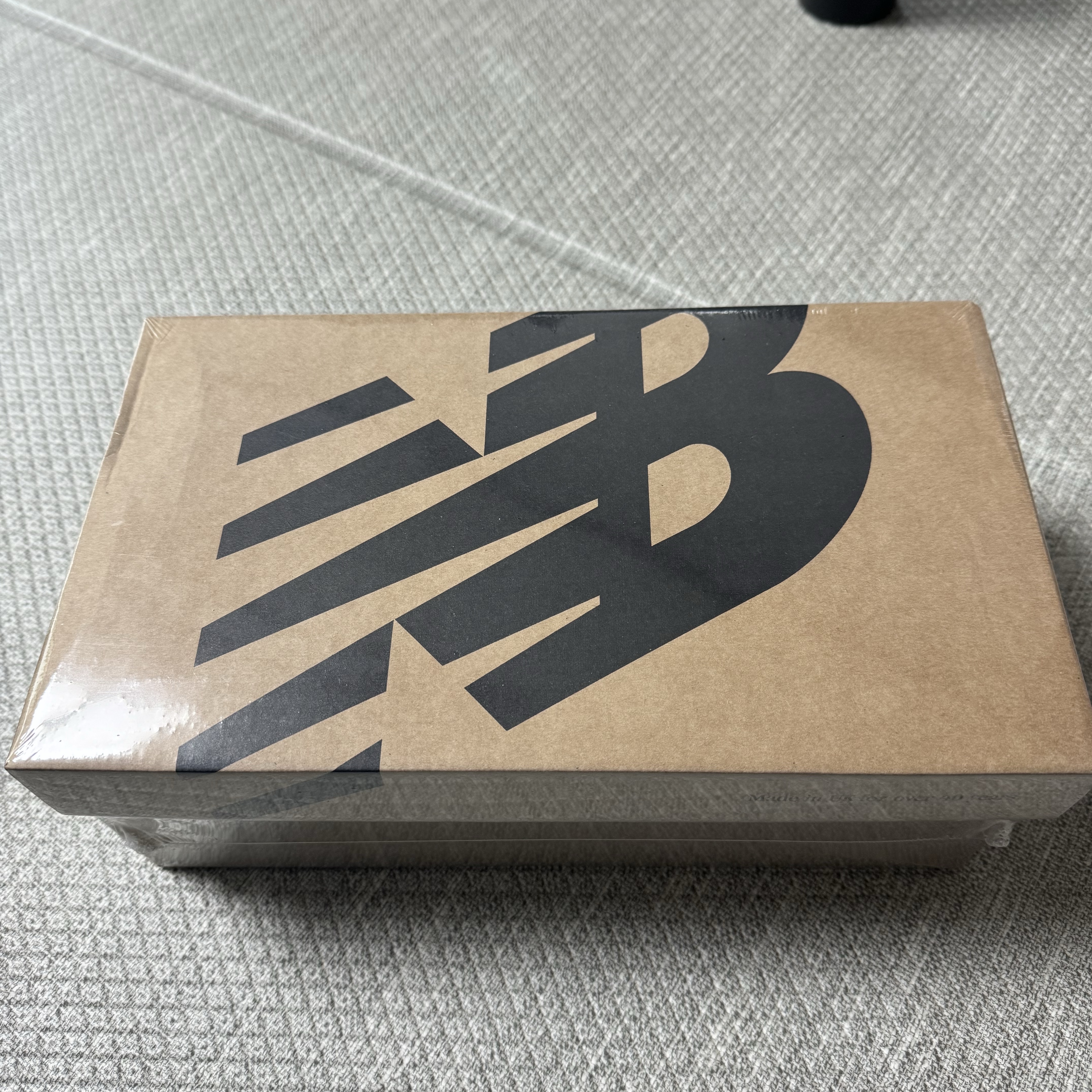 New Balance 991v2 Made in UK Rock Ridge Alloy Silver 착용 스타일 - 1