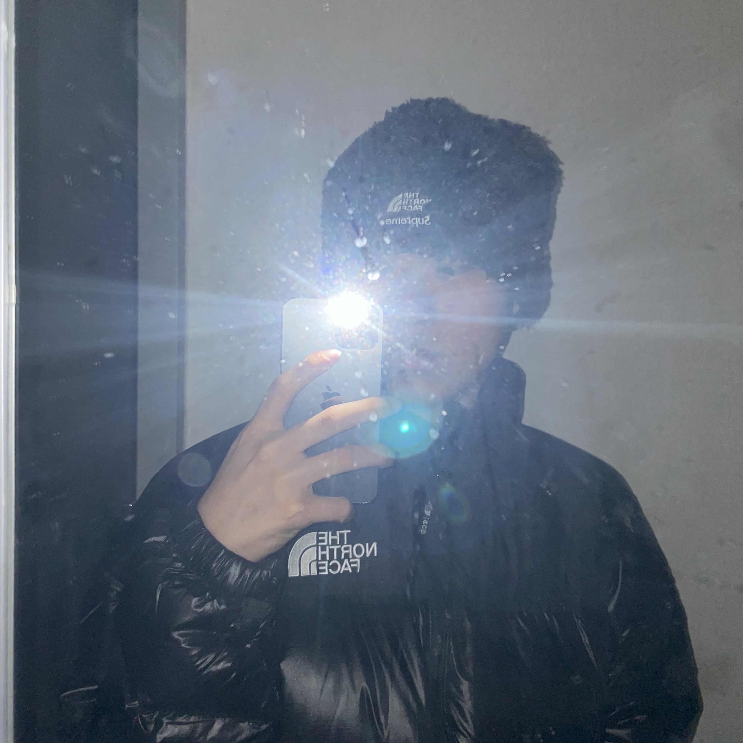 Supreme x The North Face High Pile Fleece Beanie Black - 23SS, The North Face 1996 Eco Nuptse Jacket Real Black 착용 스타일