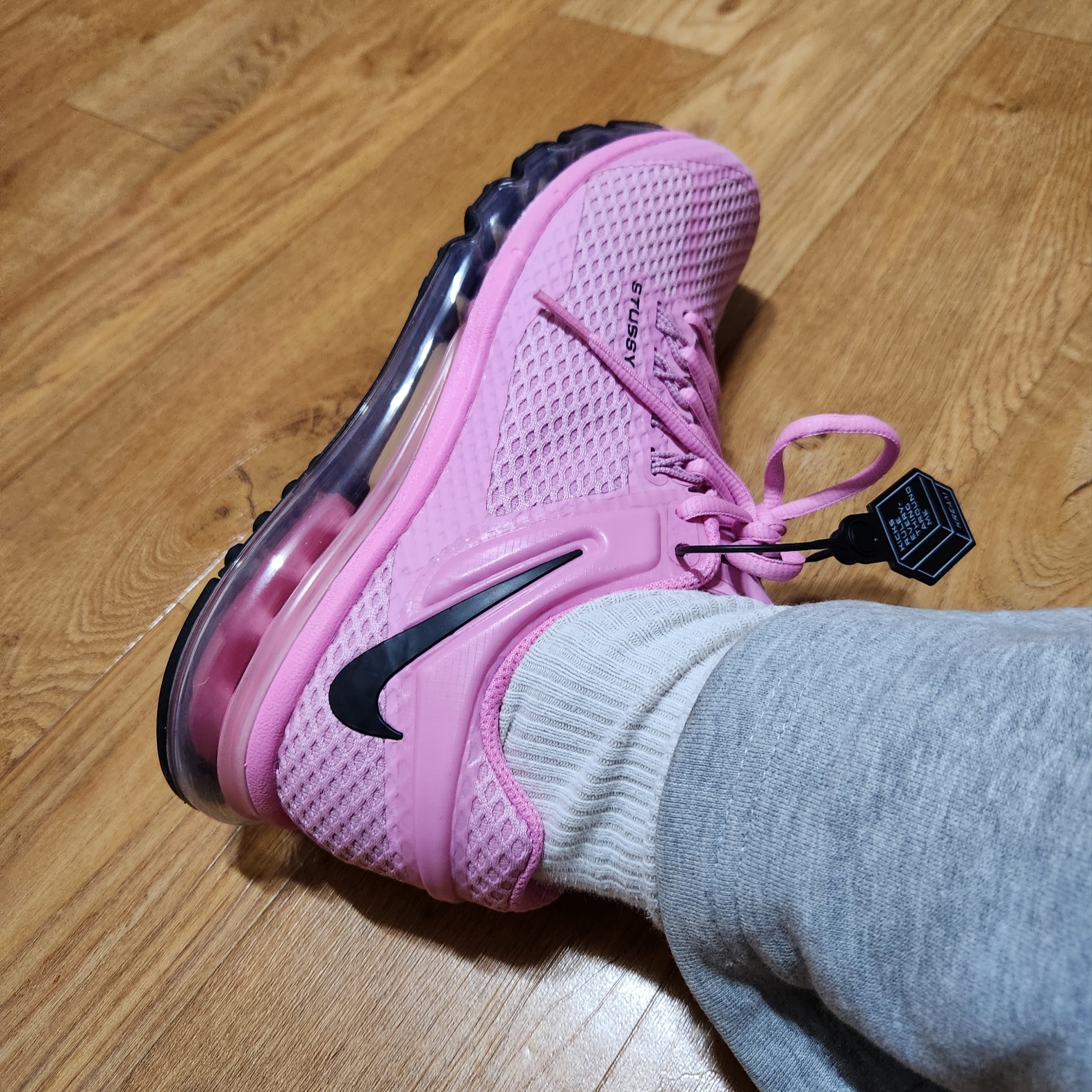Nike x Stussy Air Max 2013 Psychic Pink, Jordan 1 Low OG Starfish 착용 스타일 - 3