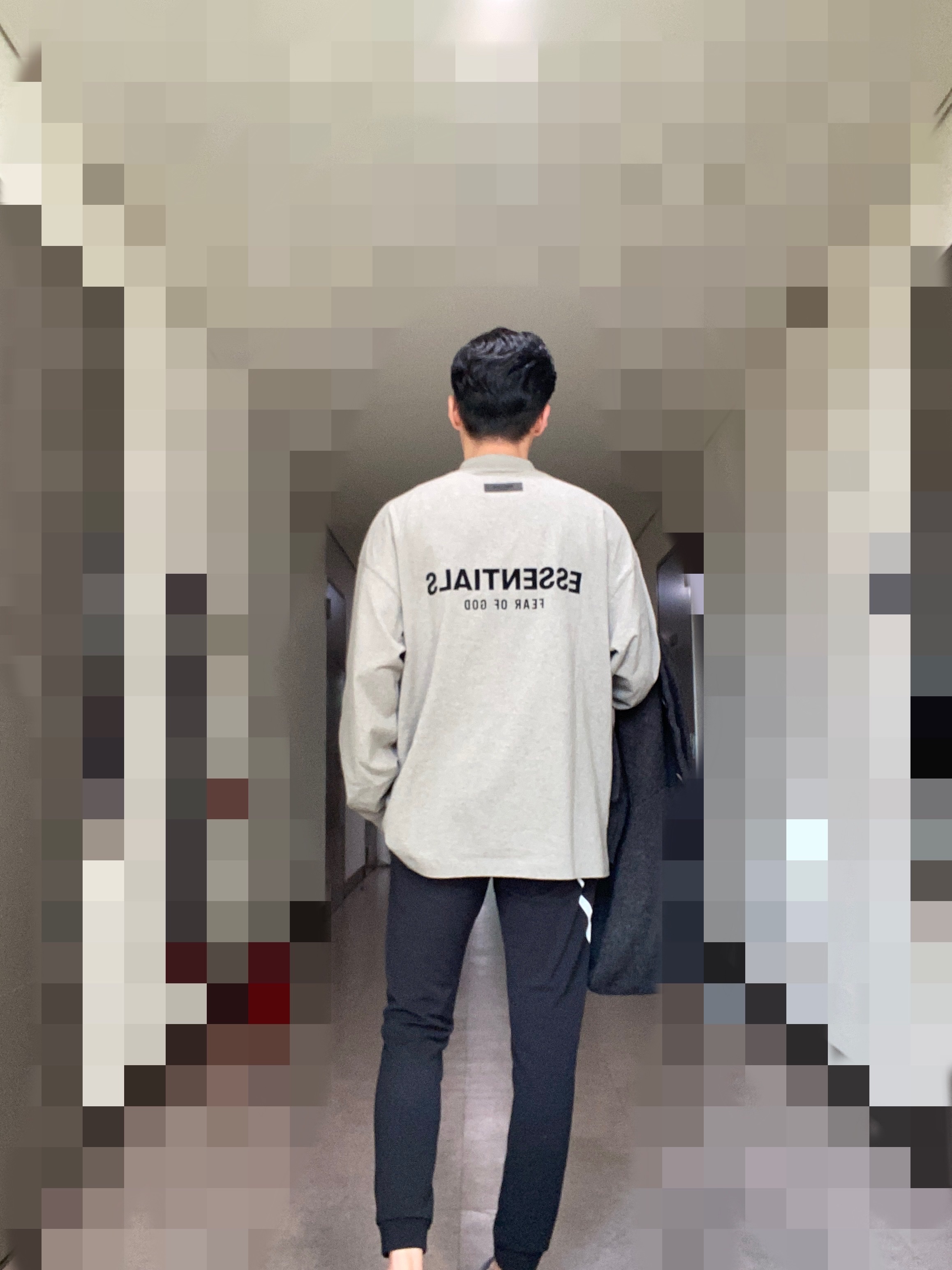 Goyard Saint Sulpice Card Holder Noir Tan, UGG Classic Slip-On Chestnut 착용 스타일 - 2