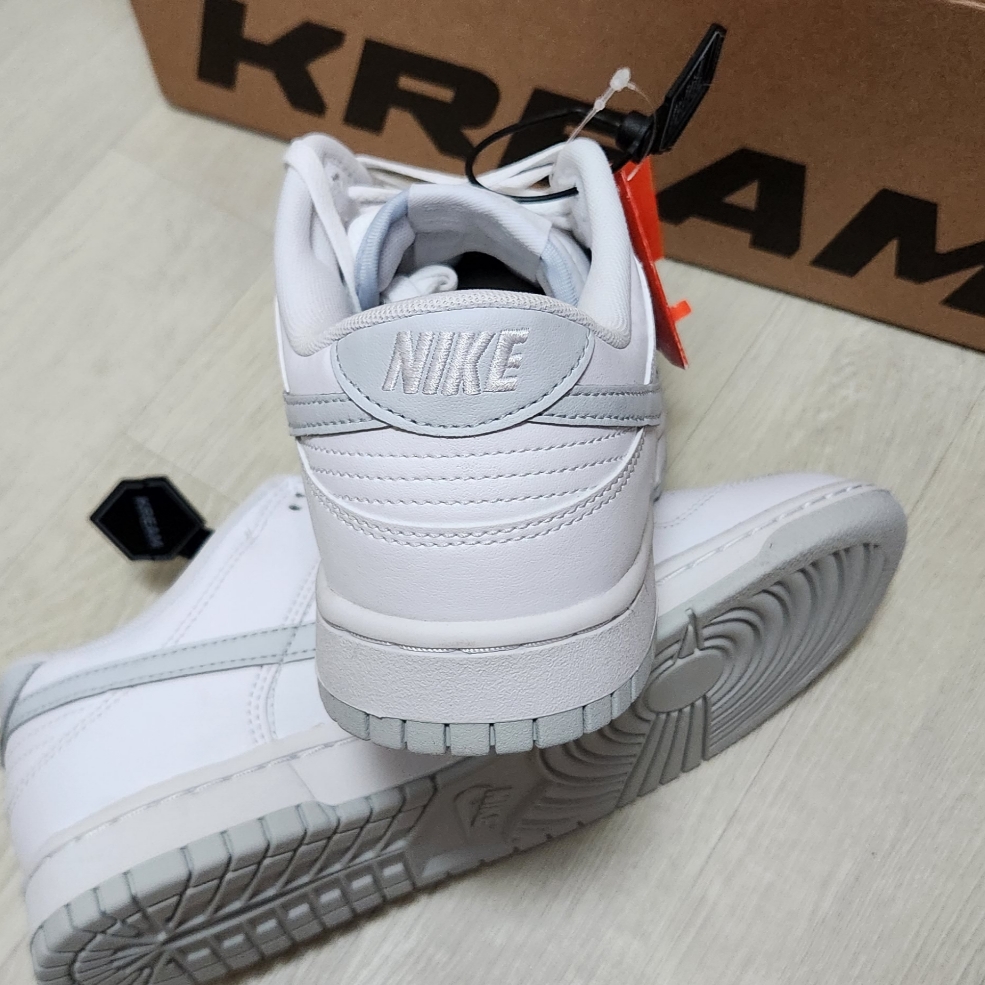 Nike Dunk Low Retro White Pure Platinum 착용 스타일 - 5