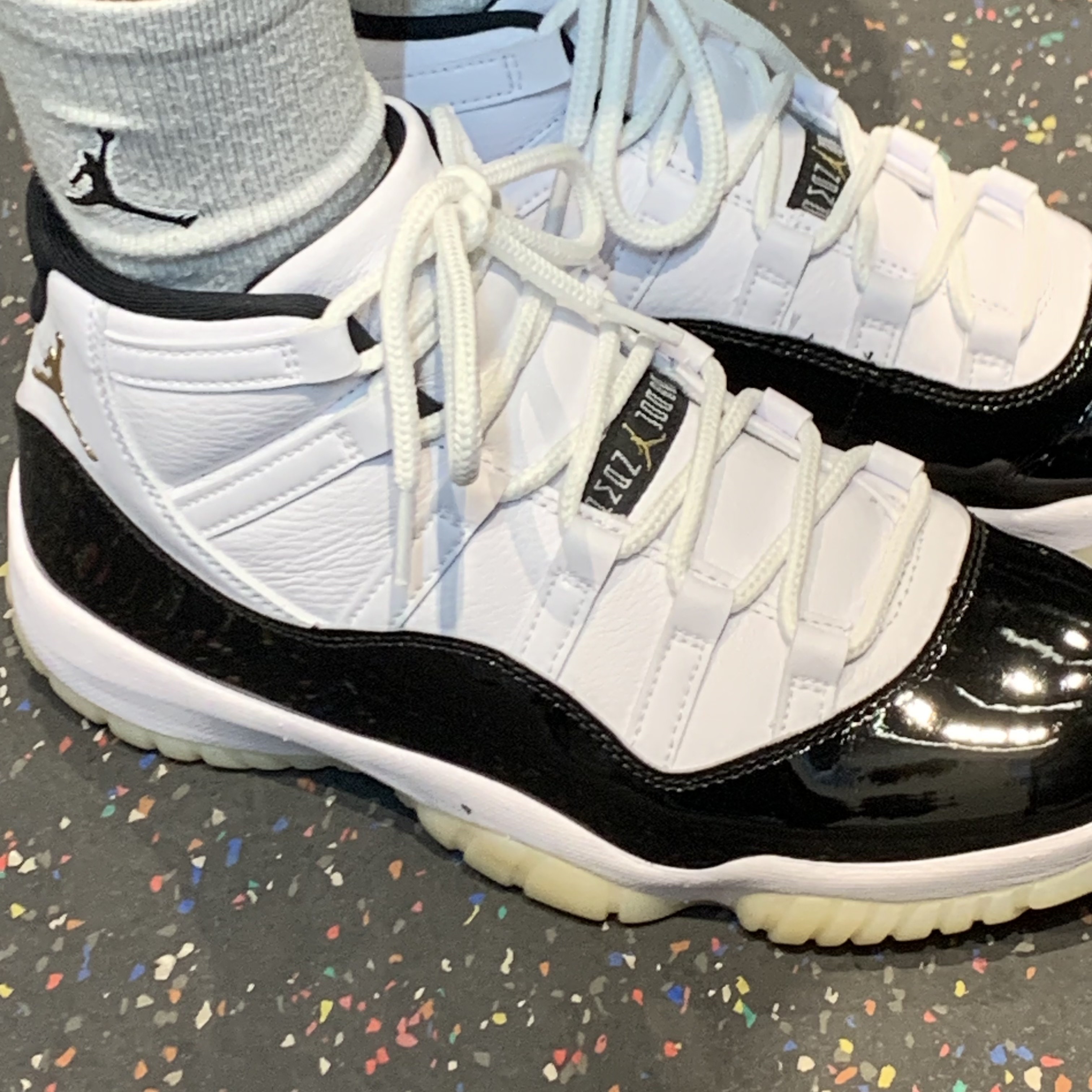 Jordan 11 Retro Gratitude 착용 스타일 - 1
