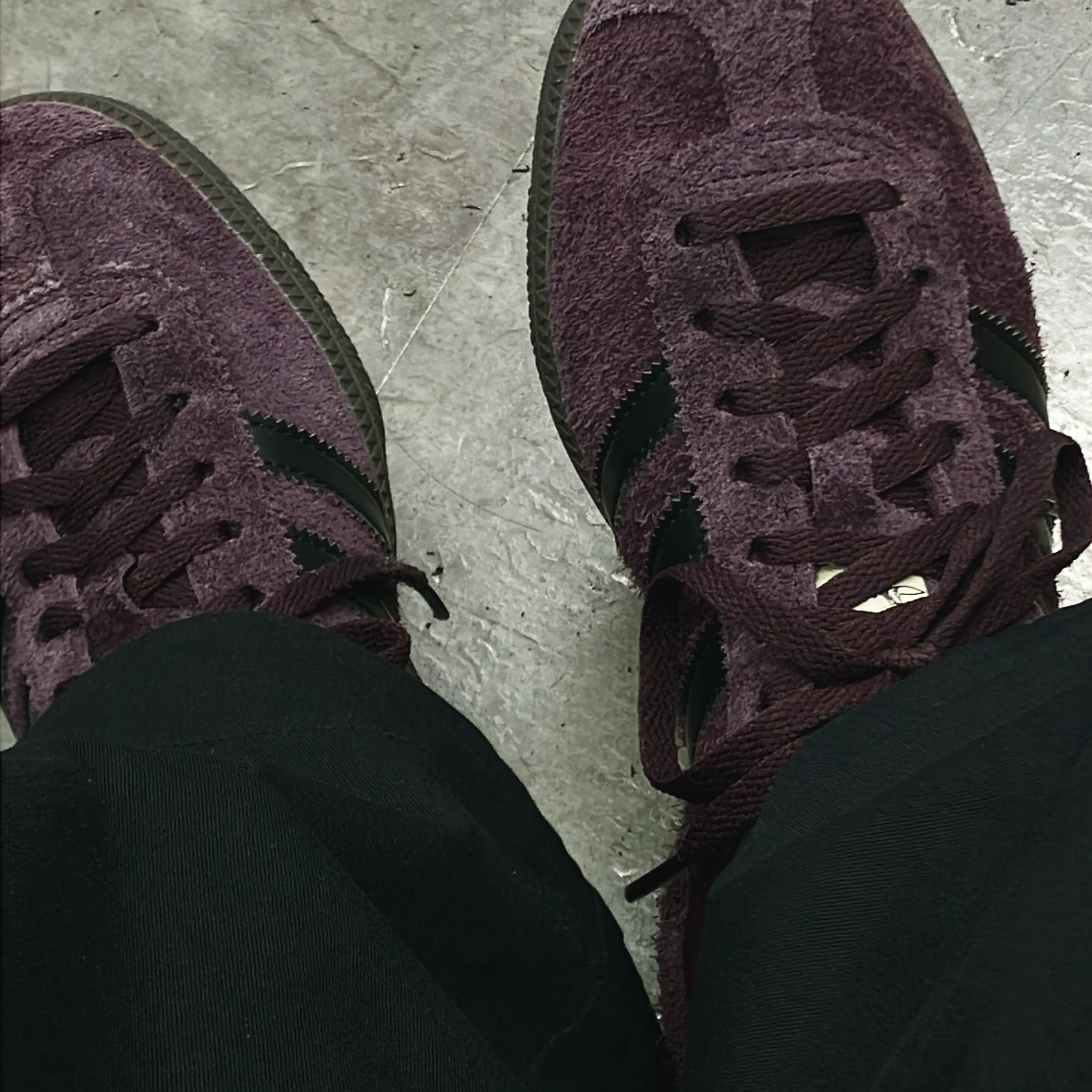 Adidas State Series Oregon Shadow Maroon 착용 스타일