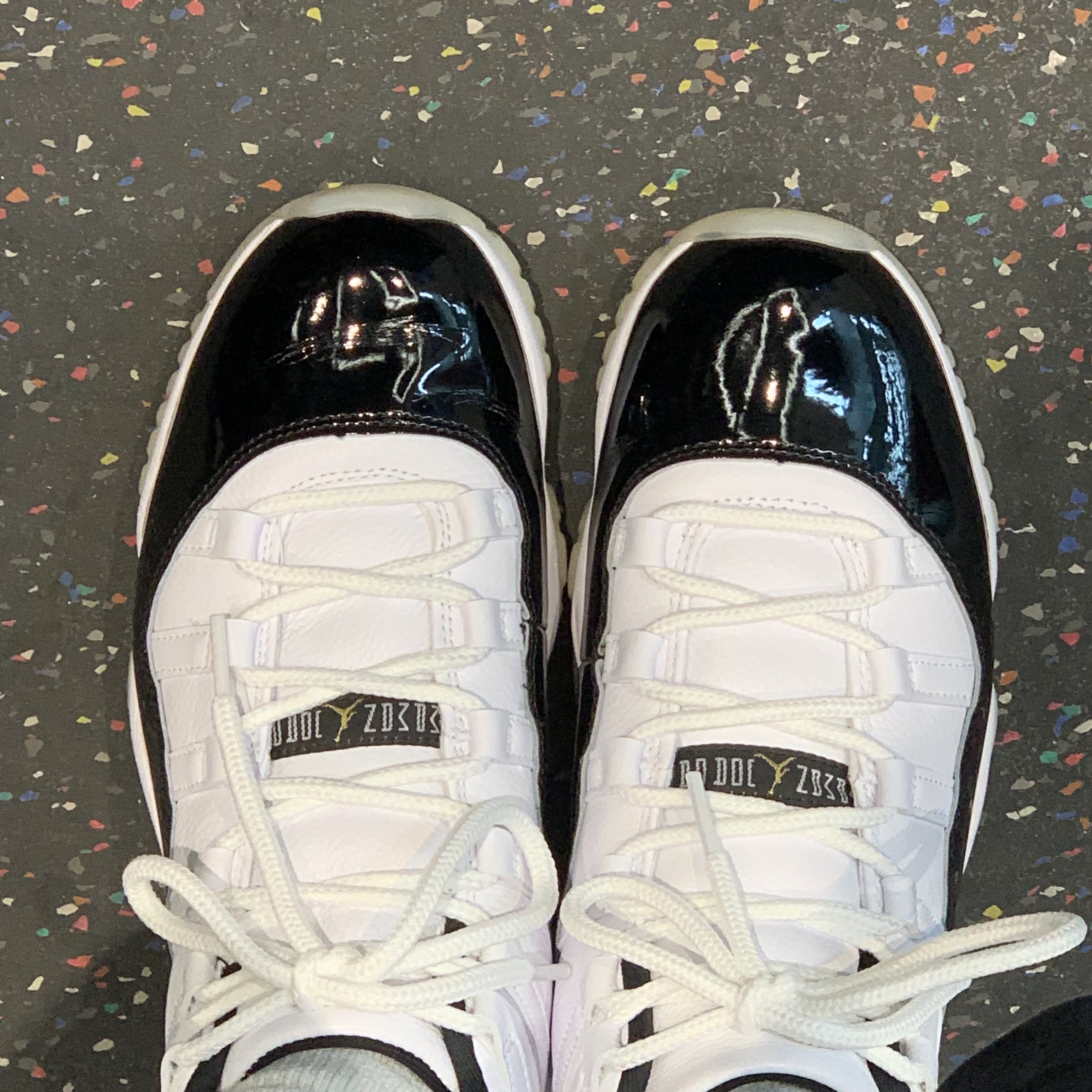 Jordan 11 Retro Gratitude 착용 스타일 - 3