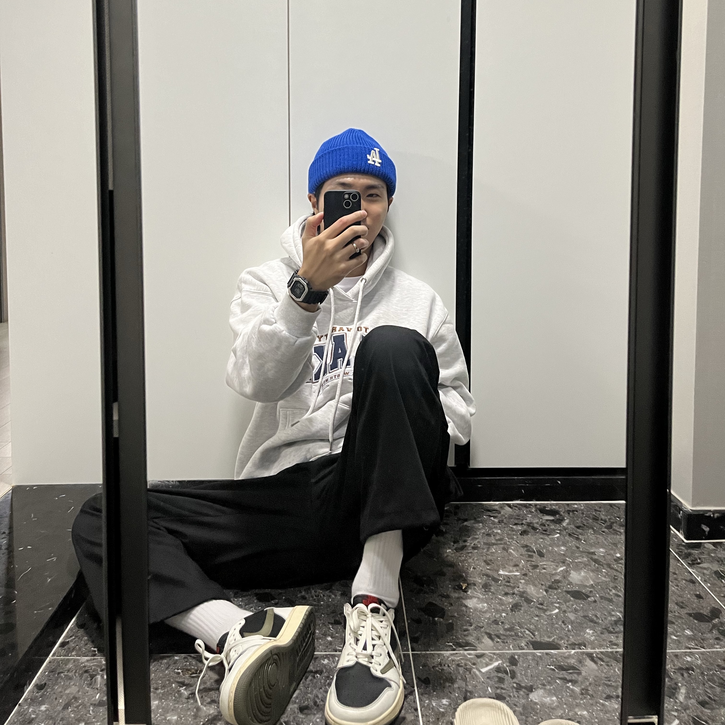 (W) Jordan 1 x Travis Scott Retro Low OG SP Medium Olive 착용 스타일