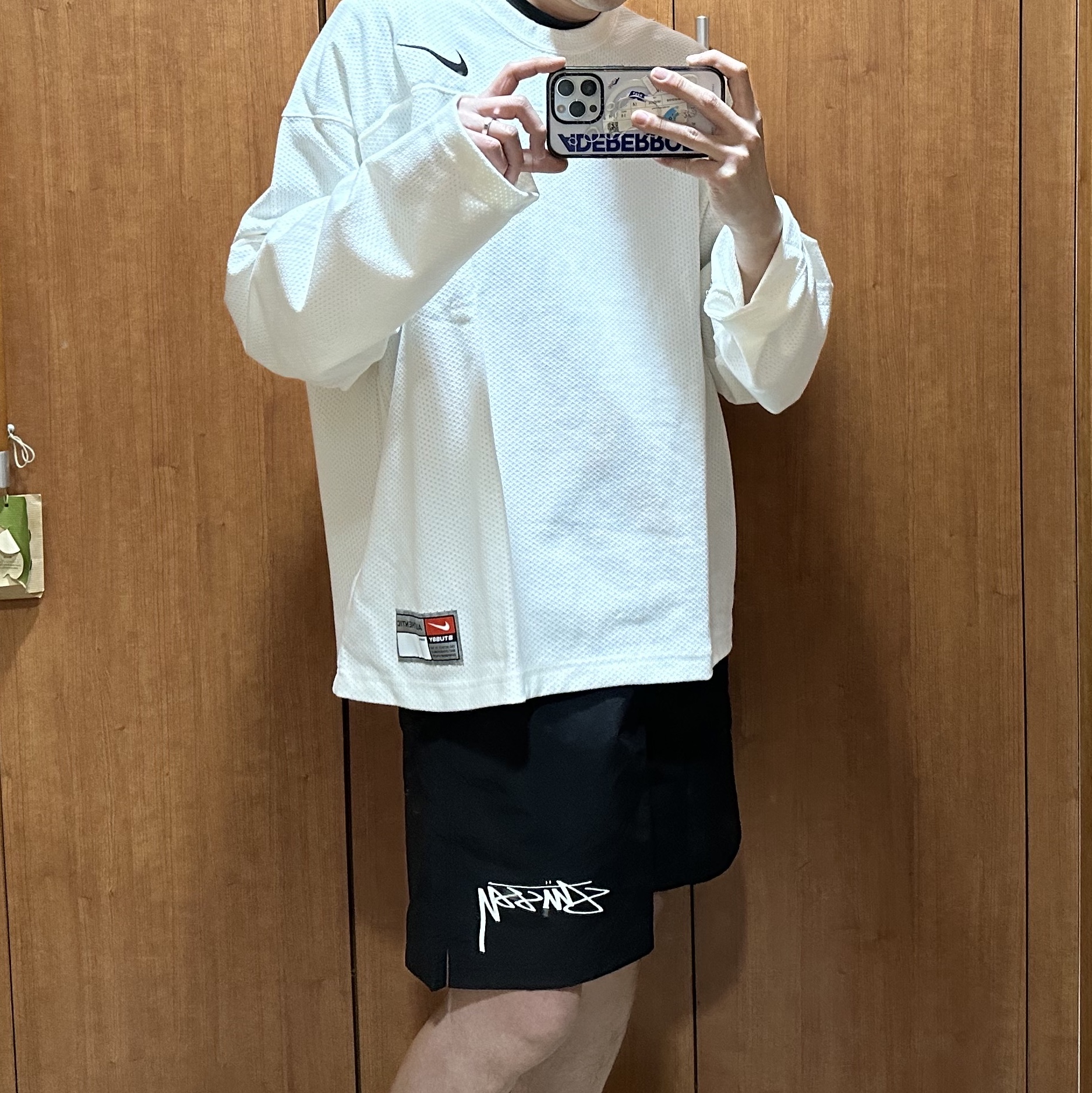 Nike x Stussy Long Sleeve Top Sail (FJ9164-133), Nike x Stussy Shorts Black (FJ9167-010) 착용 스타일 - 2