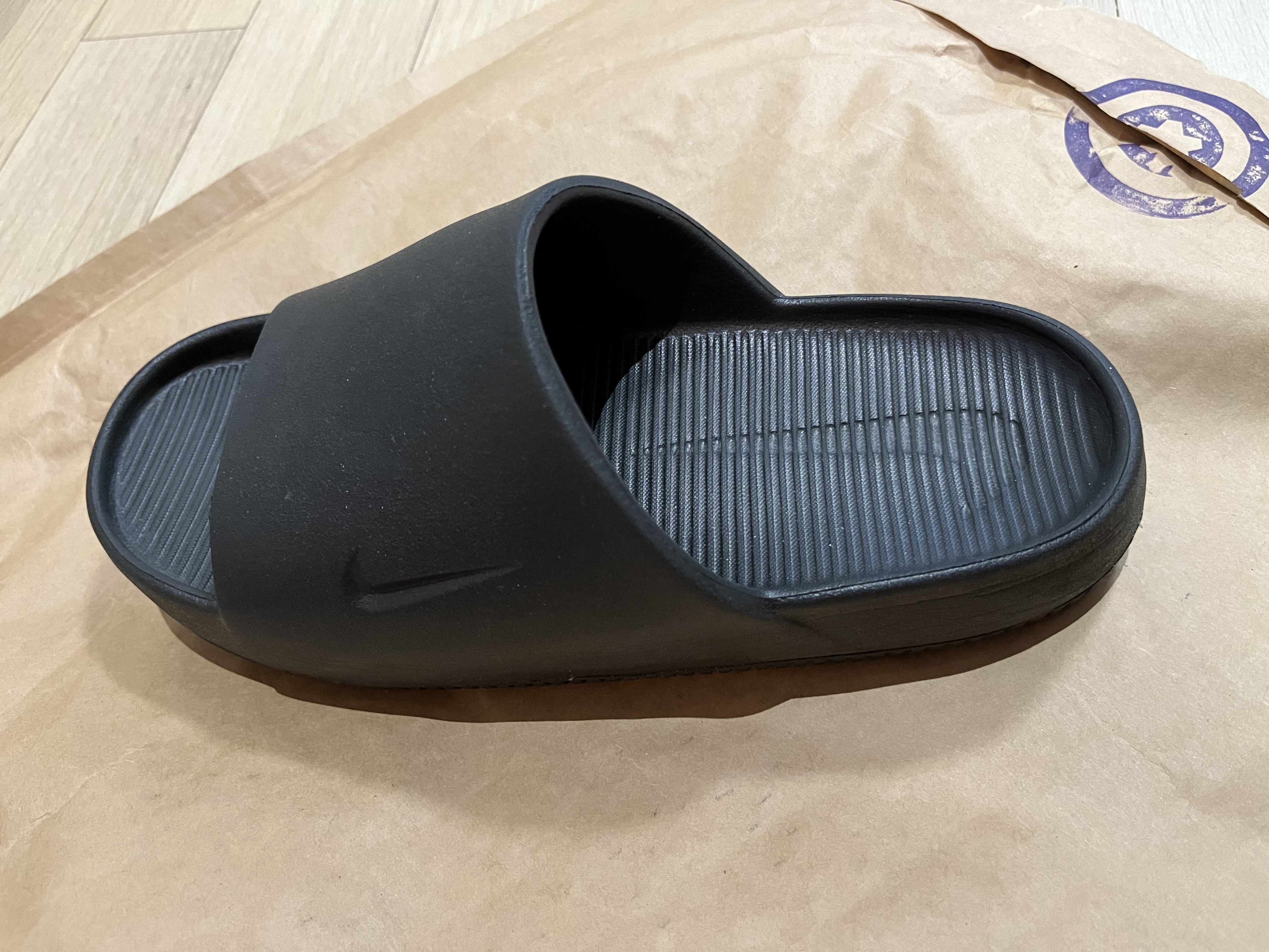 (W) Nike Calm Slide Black 착용 스타일