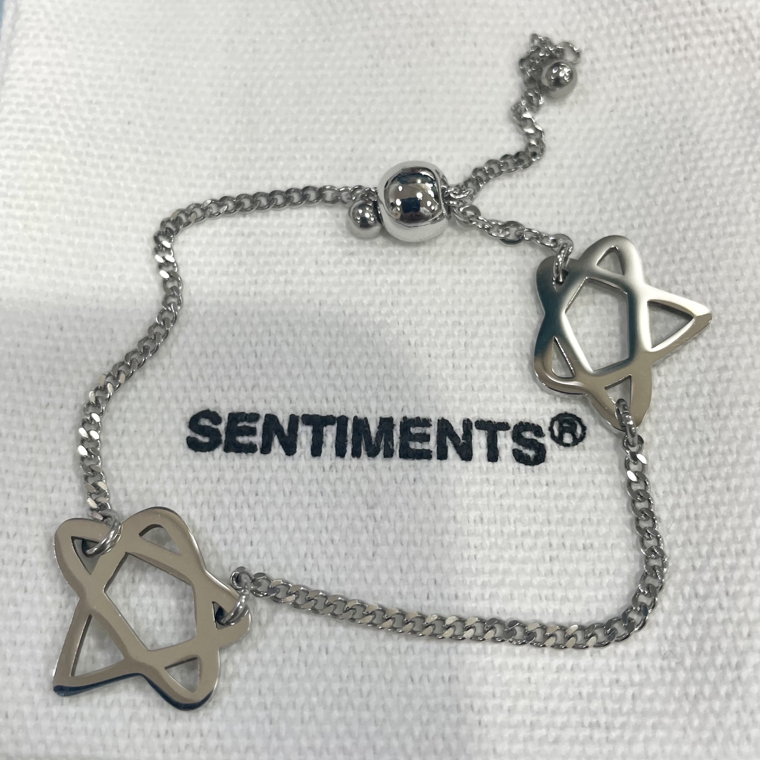 [KREAM 단독] Sentiments No.369 Bracelet Silver 착용 스타일 - 1