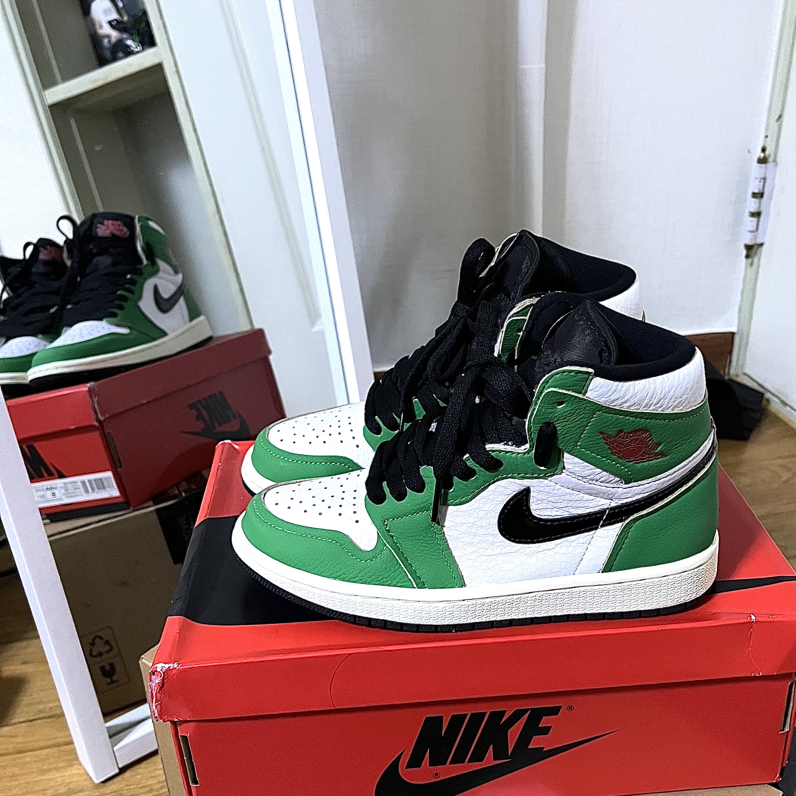(W) Jordan 1 Retro High OG Lucky Green 착용 스타일