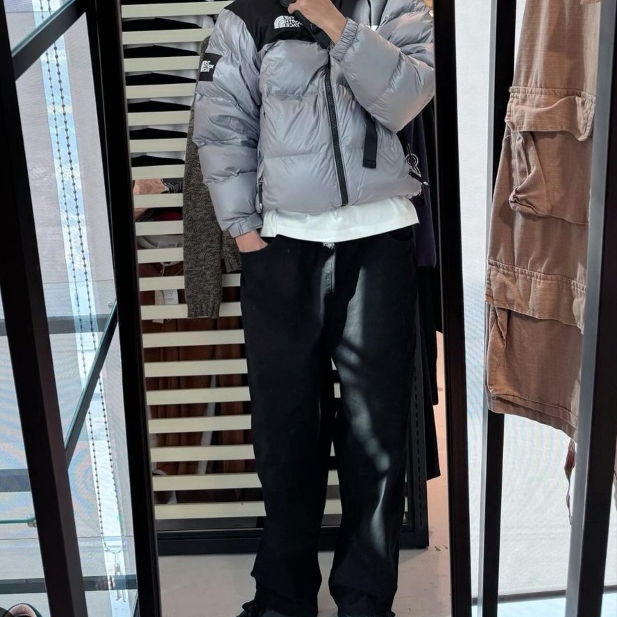 Reebok x JJJJound Club C 85 Triple Black 착용 스타일 - 3