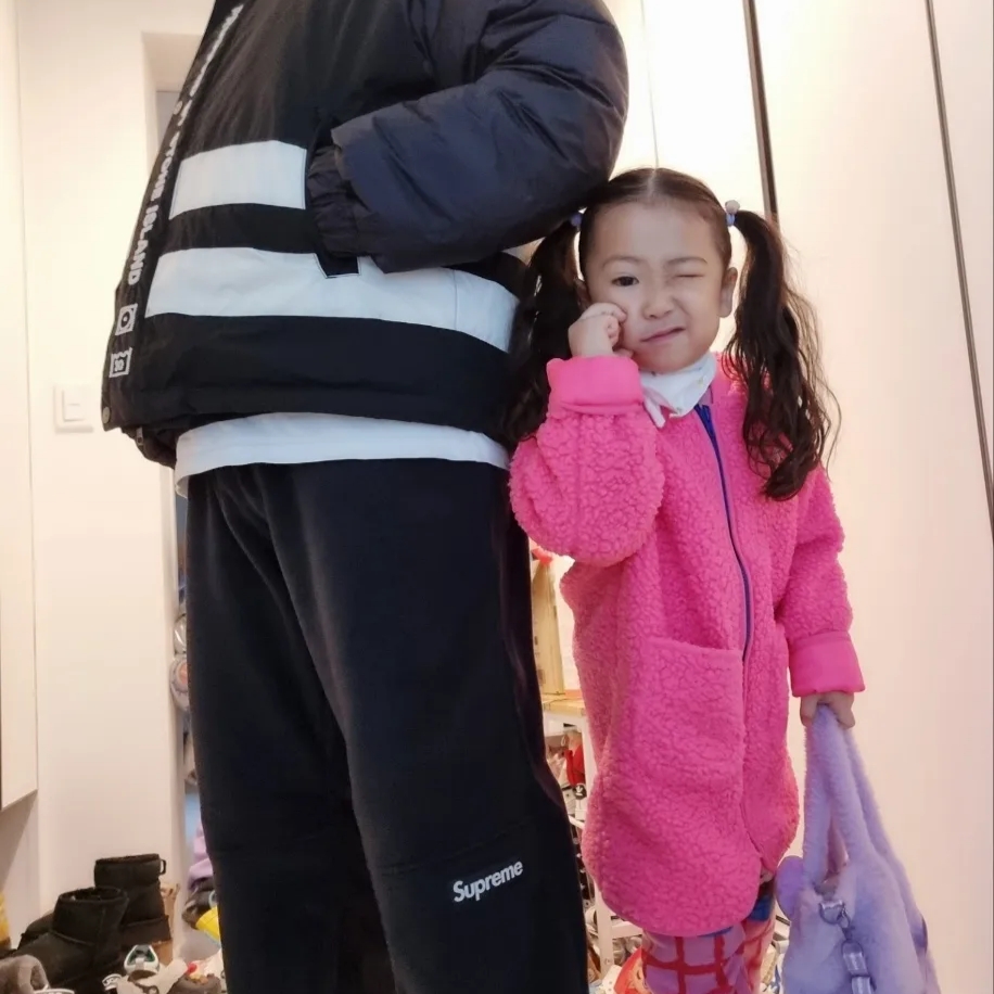 Supreme Polartec Pants Black - 23FW, Supreme x Stone Island Reversible Down Puffer Jacket Black - 23FW 착용 스타일
