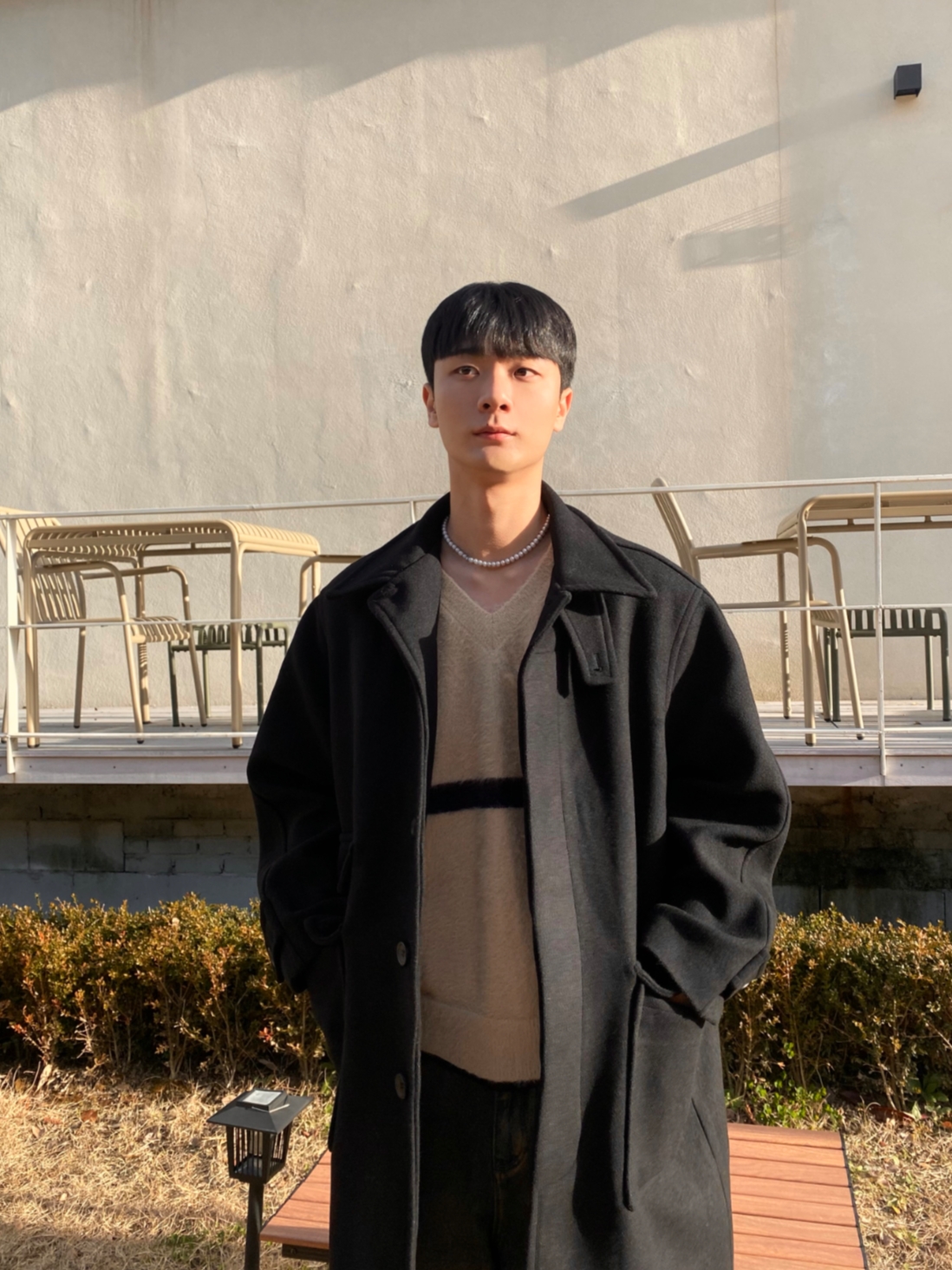 Clarks Wallabee Black Suede 착용 스타일 - 2