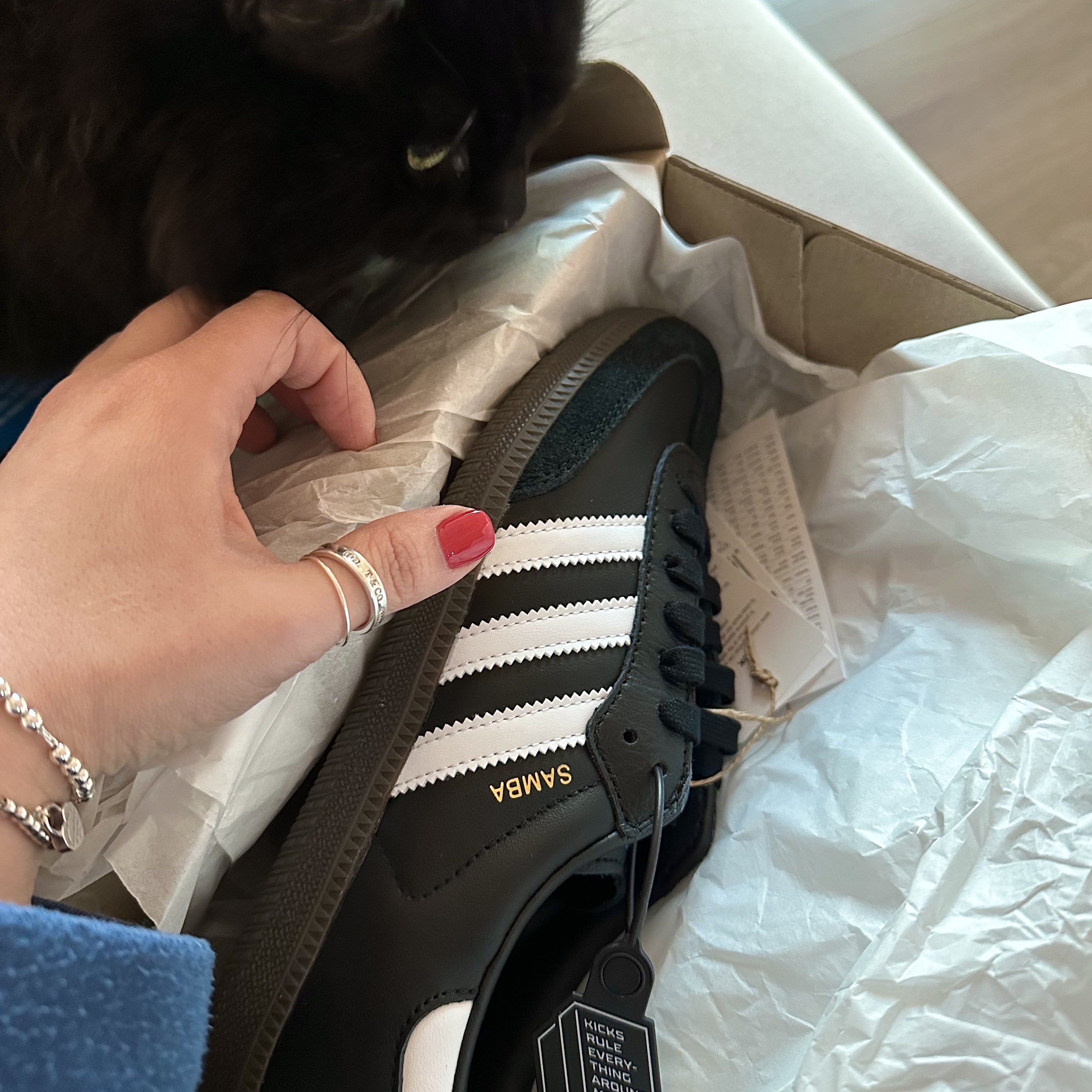 Adidas Samba OG Black White Gum 착용 스타일