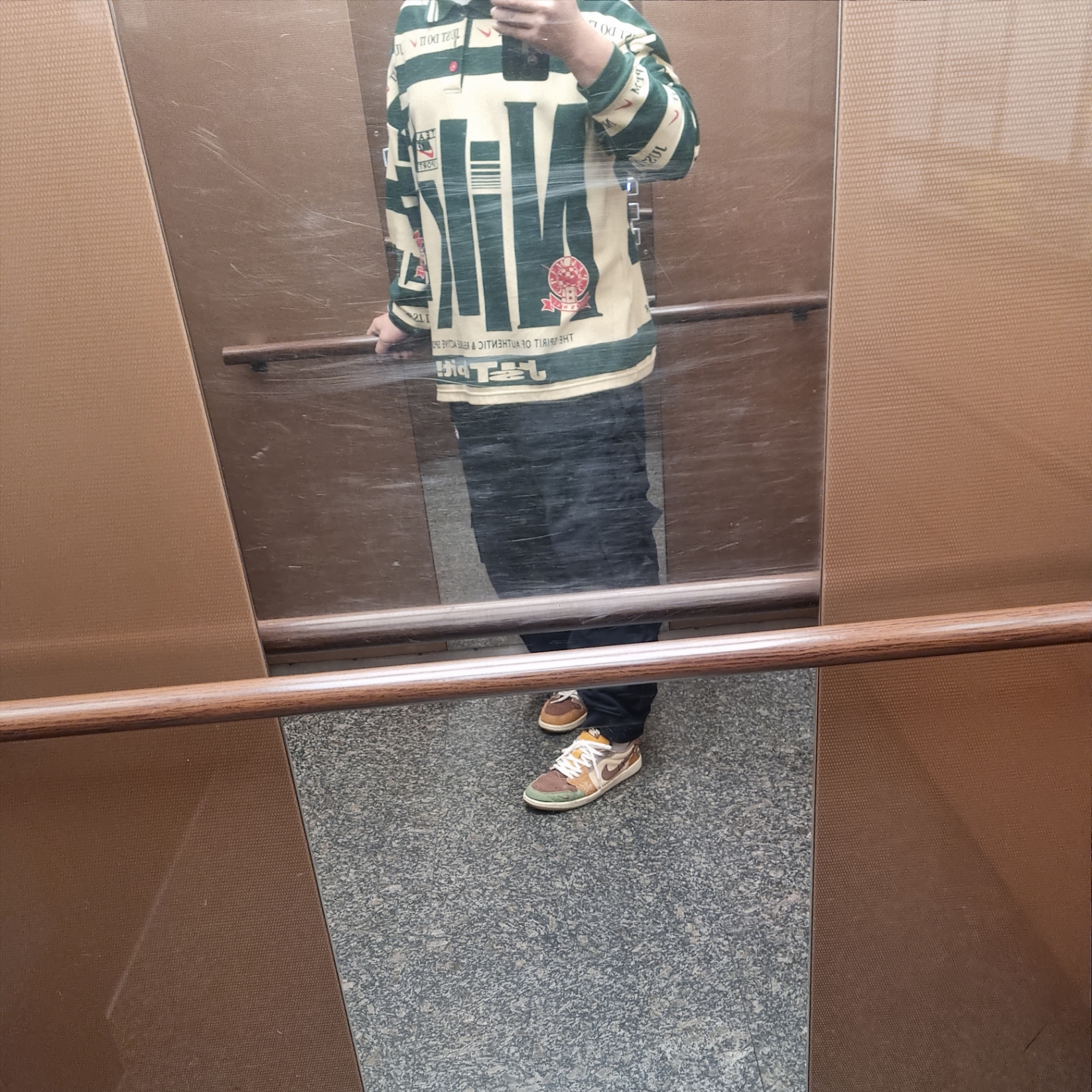 Nike x Cactus Plant Flea Market Long Sleeve Polo Natural - US/EU, Jordan 1 x Zion Williamson Retro Low OG Flax and Oil Green 착용 스타일 - 2