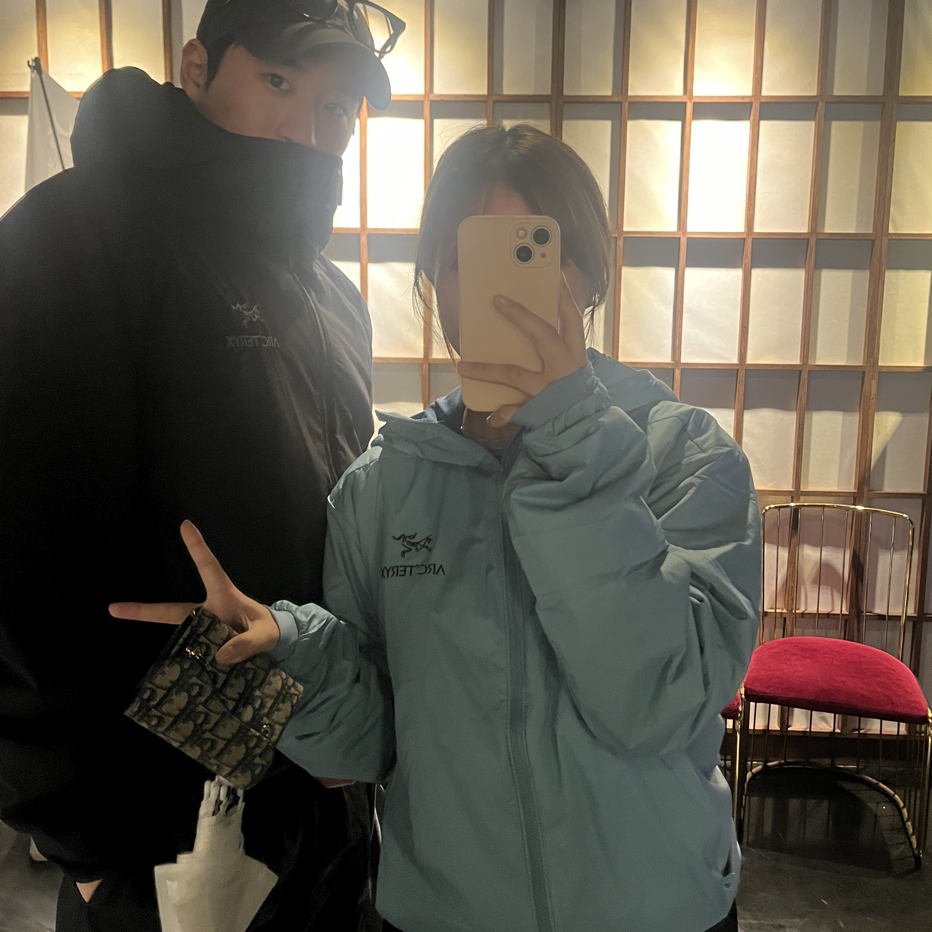 Gentle Monster Kubo 01 Black, Arc'teryx Atom LT Hoody Black 착용 스타일