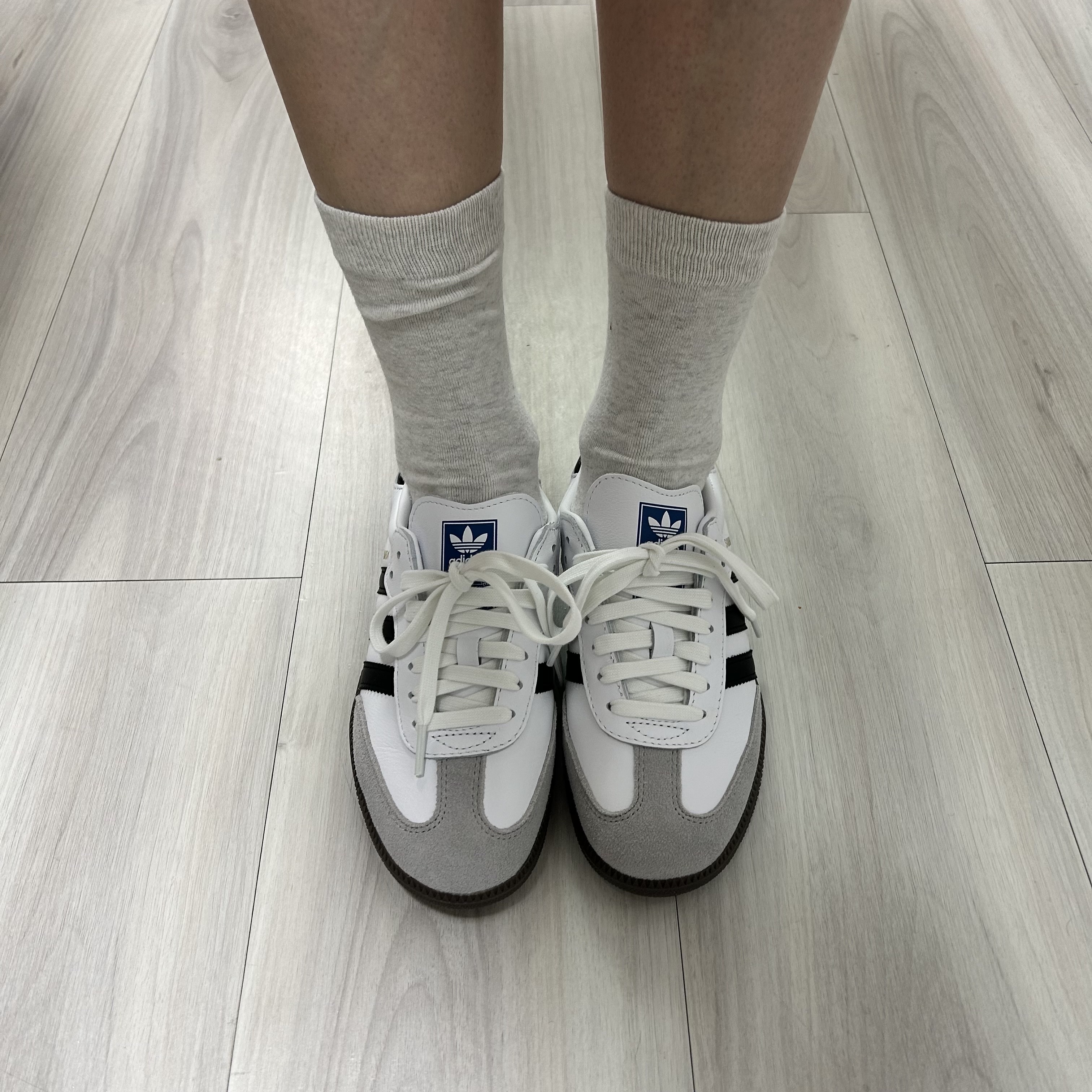 Adidas Samba OG Cloud White 착용 스타일 - 1
