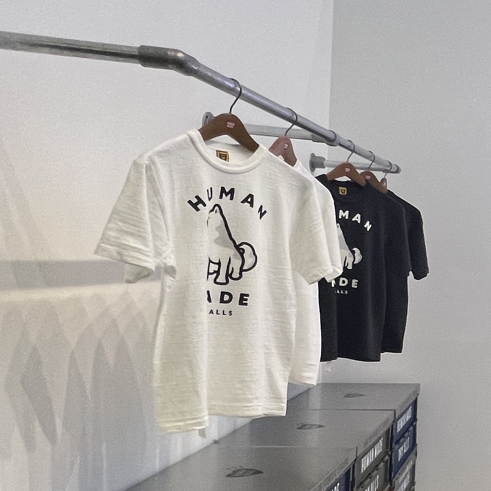 Human Made Worksout 20th Anniversary Jindo Dog Graphic T-Shirt Black 착용 스타일