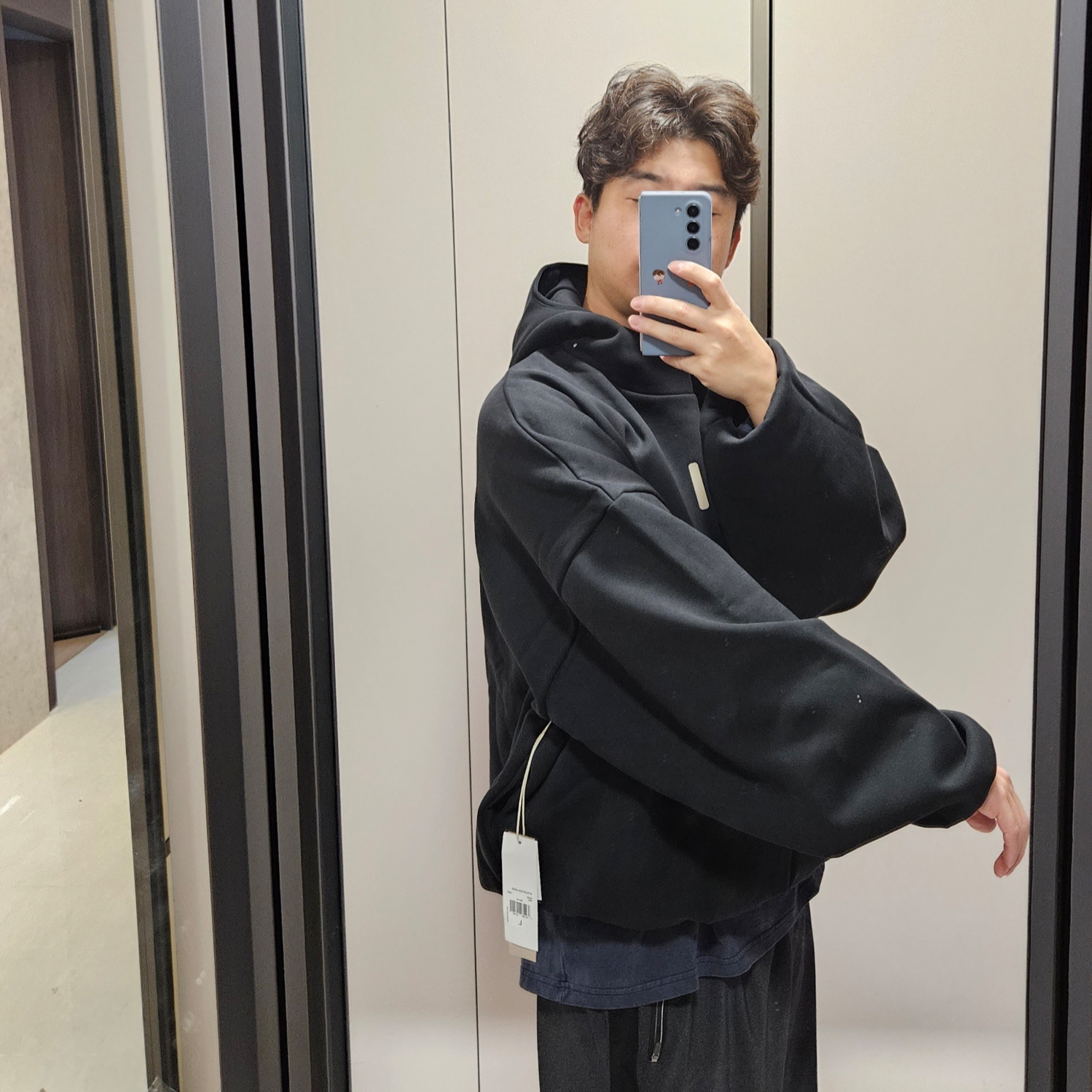 Adidas x Fear of God Athletics Heavy Fleece Hoodie Black - KR Sizing 착용 스타일 - 2