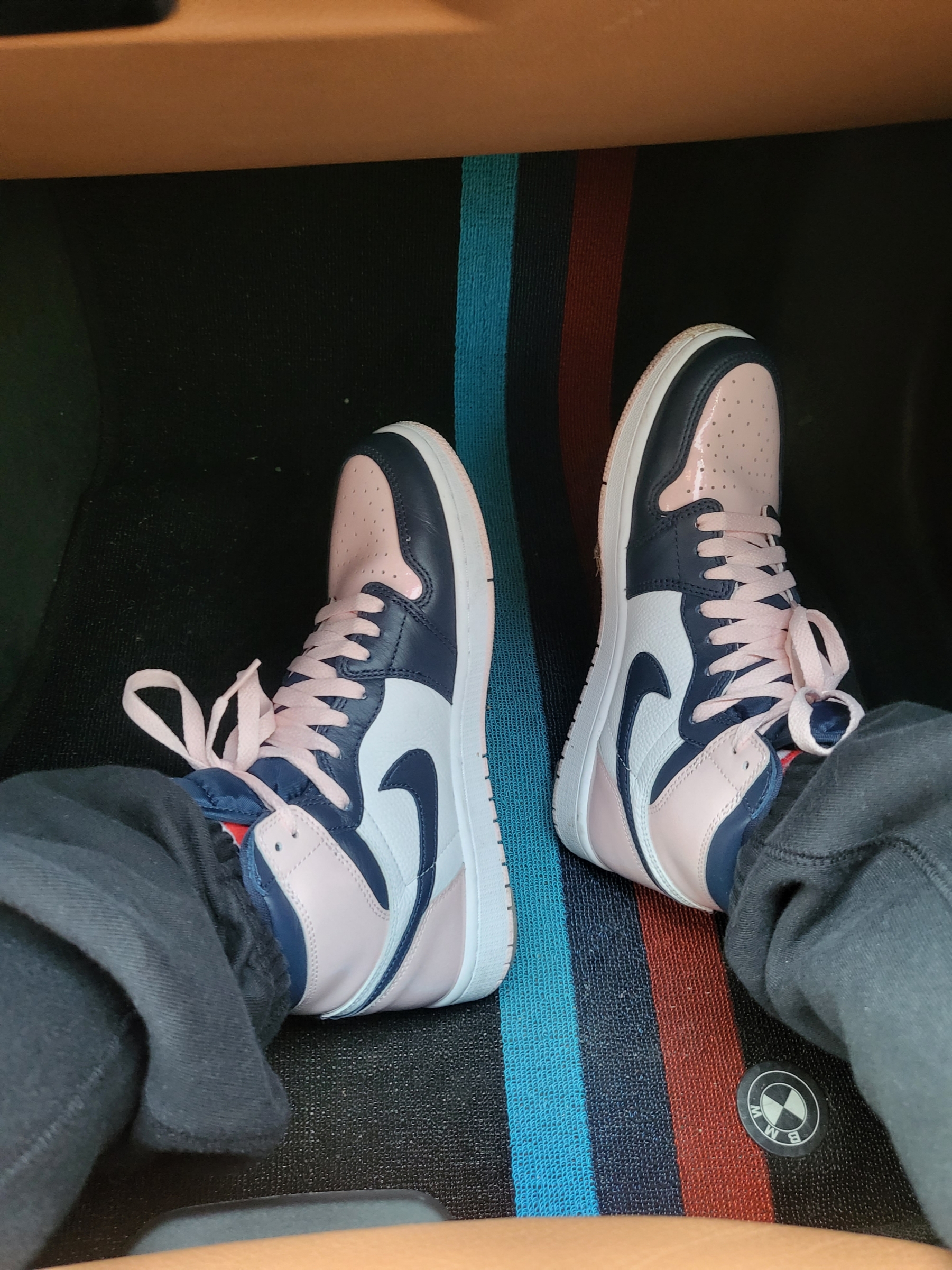 (W) Jordan 1 Retro High OG Atmosphere 착용 스타일