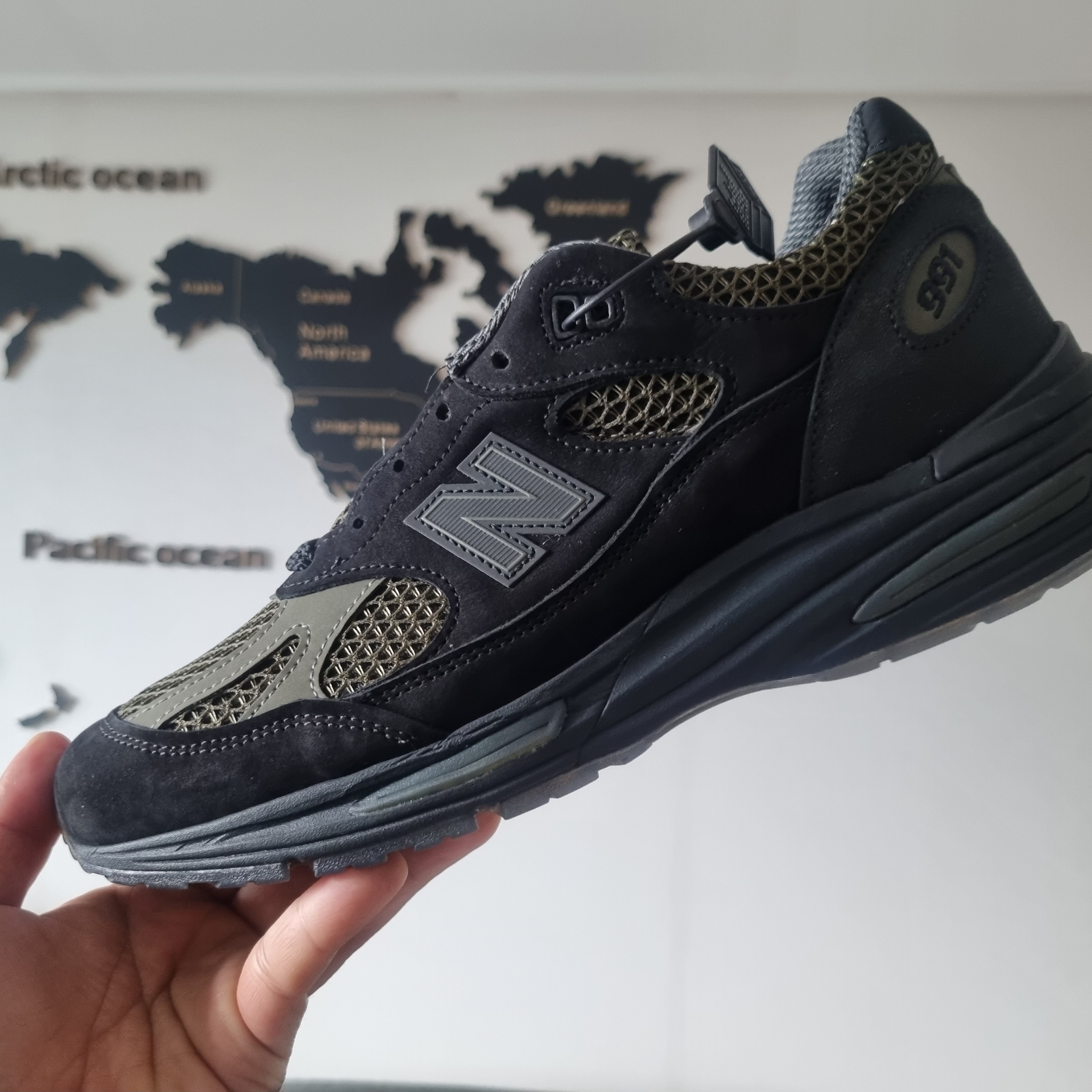 New Balance x Stone Island 991v2 Made in UK Black Olive Night 착용 스타일