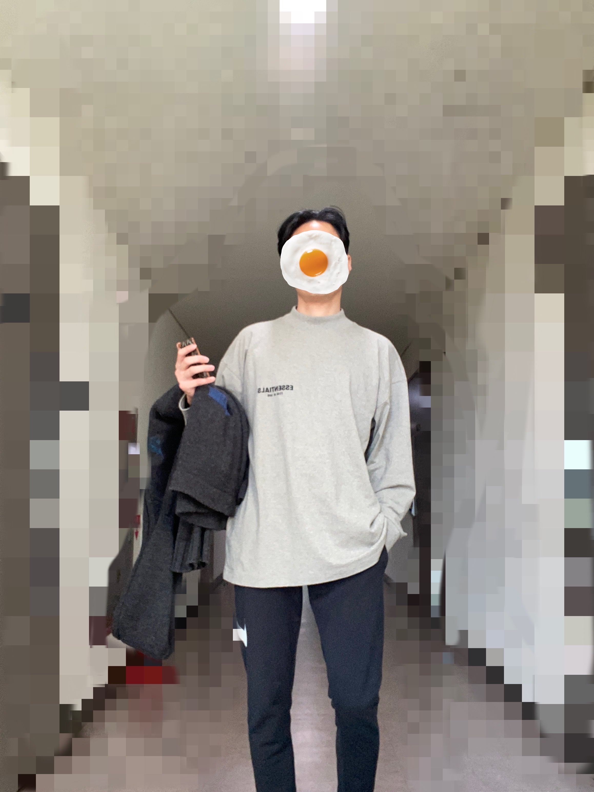 Goyard Saint Sulpice Card Holder Noir Tan, UGG Classic Slip-On Chestnut 착용 스타일 - 1