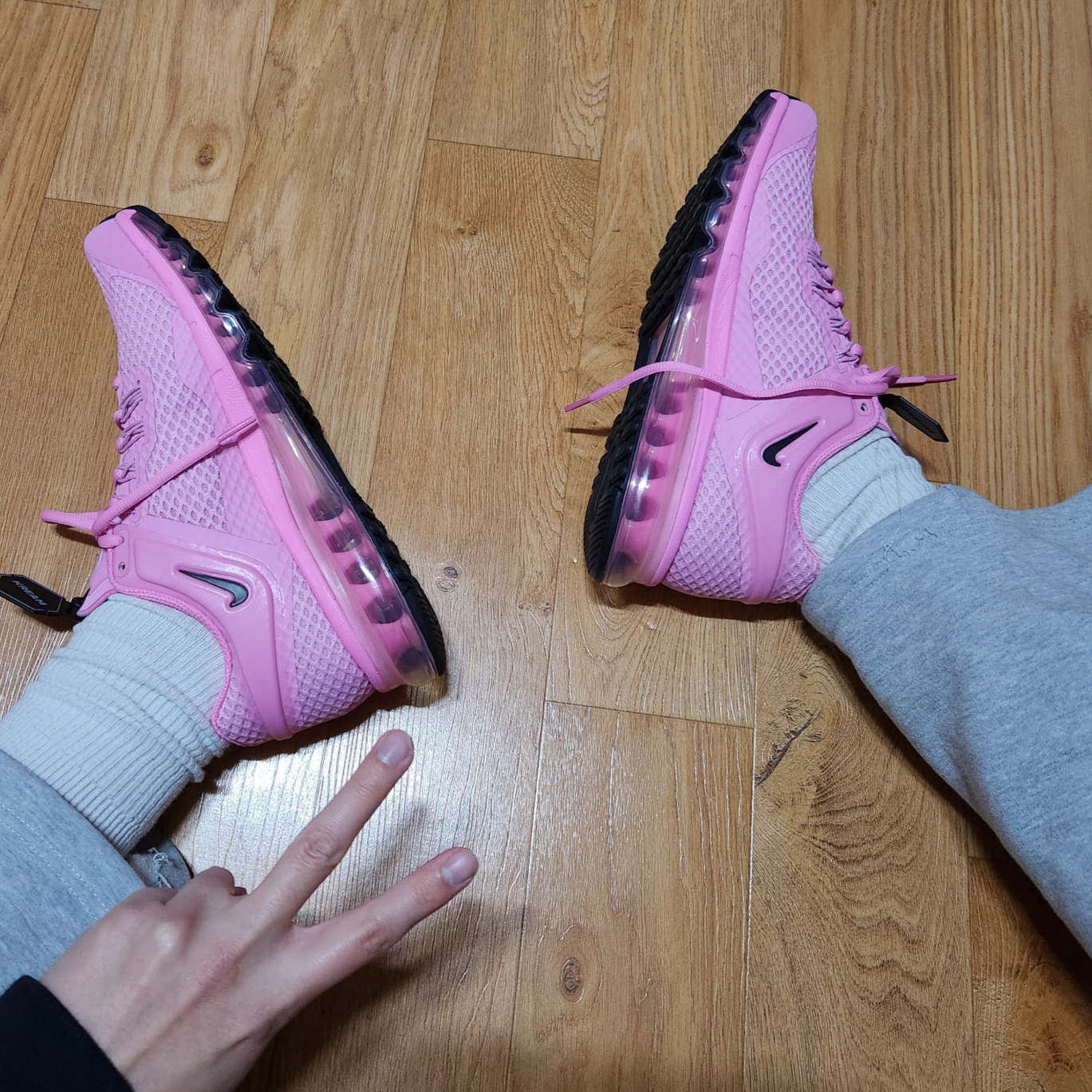 Nike x Stussy Air Max 2013 Psychic Pink, Jordan 1 Low OG Starfish 착용 스타일 - 1