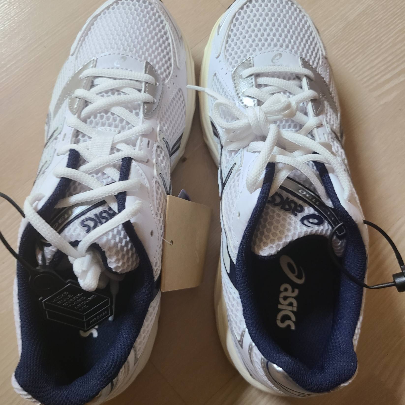 (W) Asics Gel-1130 White Midnight 착용 스타일 - 2