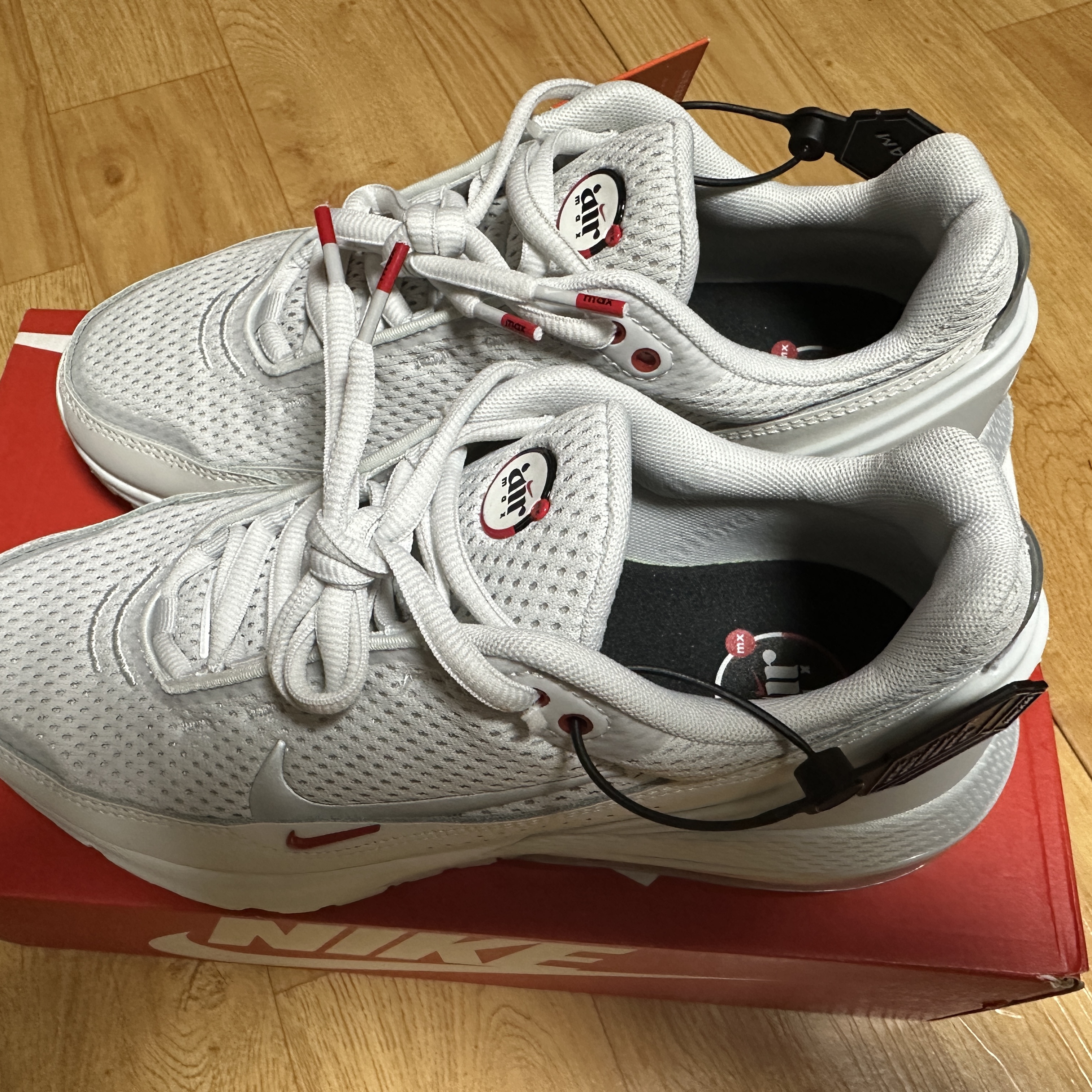 Nike Air Max Pulse Phantom 착용 스타일 - 4
