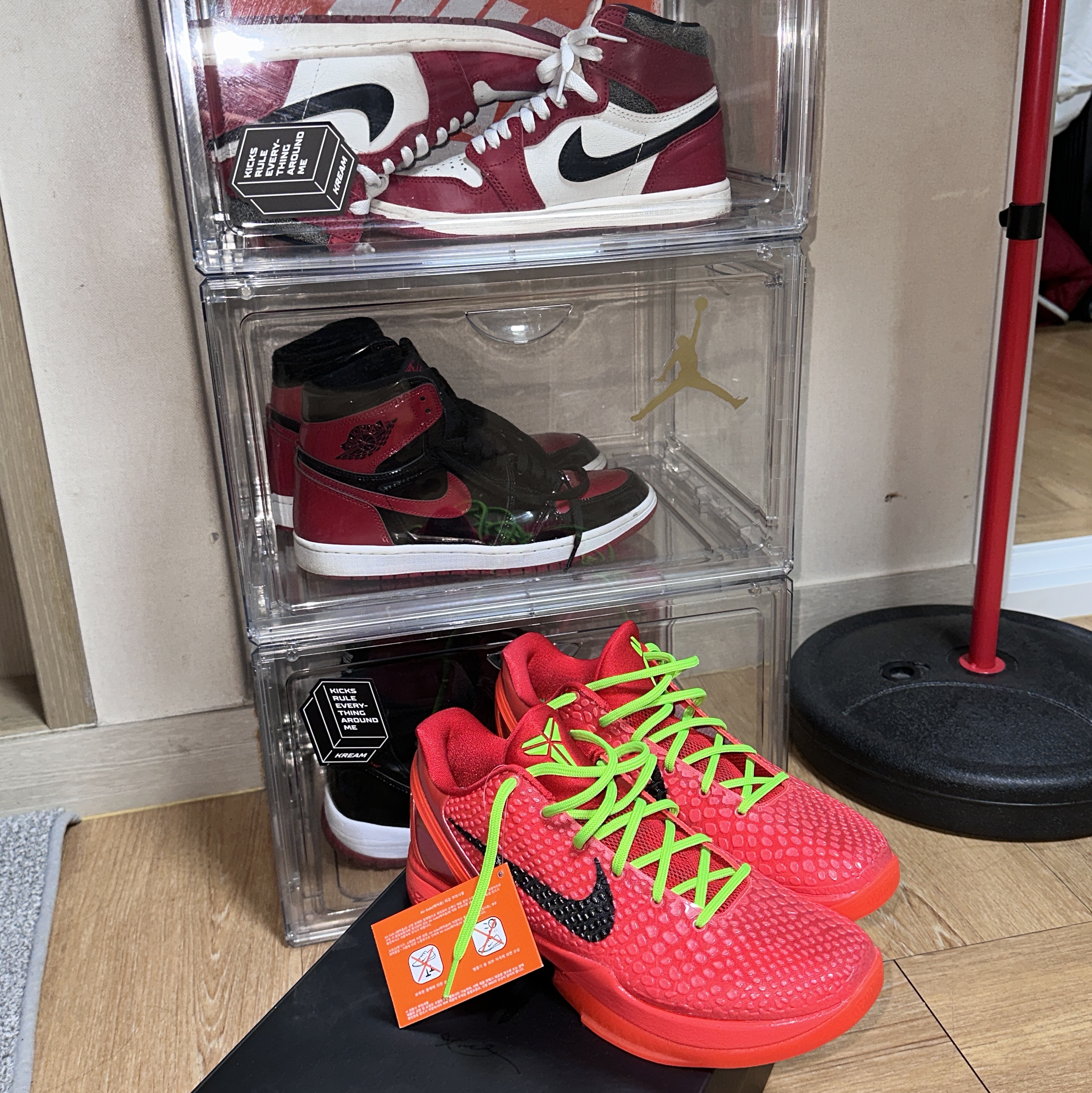 Nike Kobe 6 Protro Reverse, Jordan 1 Retro High OG Chicago 2022 착용 스타일 - 3