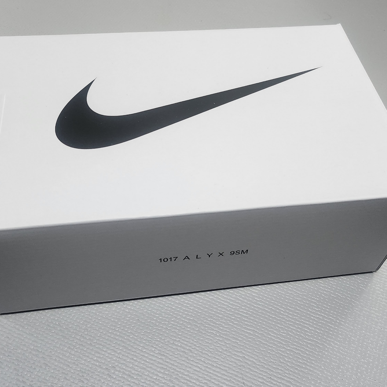 Nike x 1017 Alyx 9SM Air Force 1 Low SP Black 착용 스타일 - 1