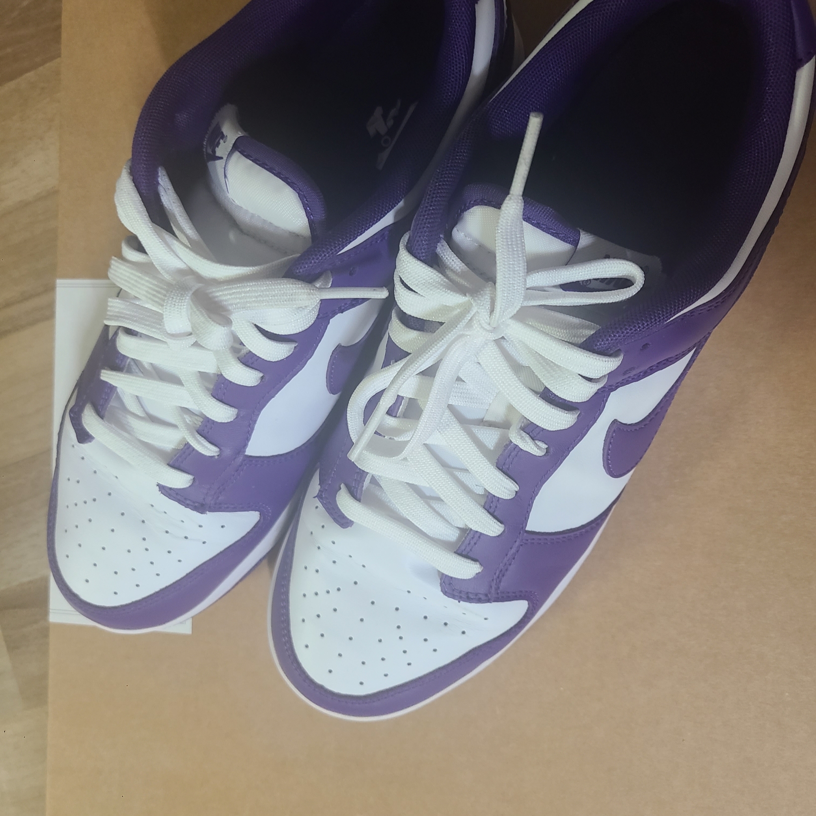 Nike Dunk Low Retro Championship Court Purple 착용 스타일