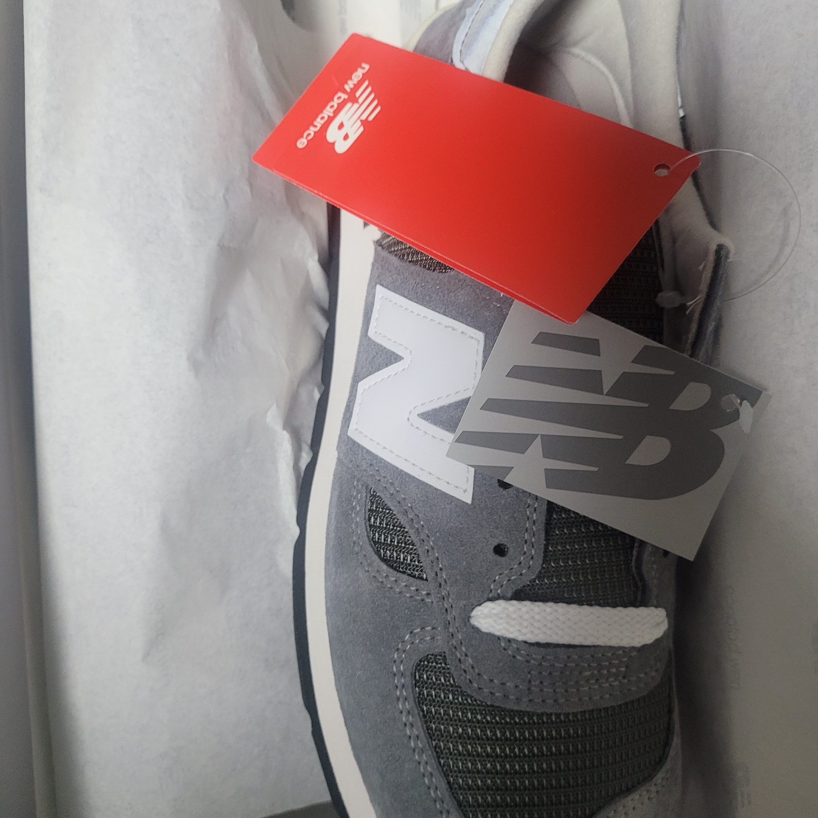 New Balance 990v1 Made in USA Grey White 착용 스타일