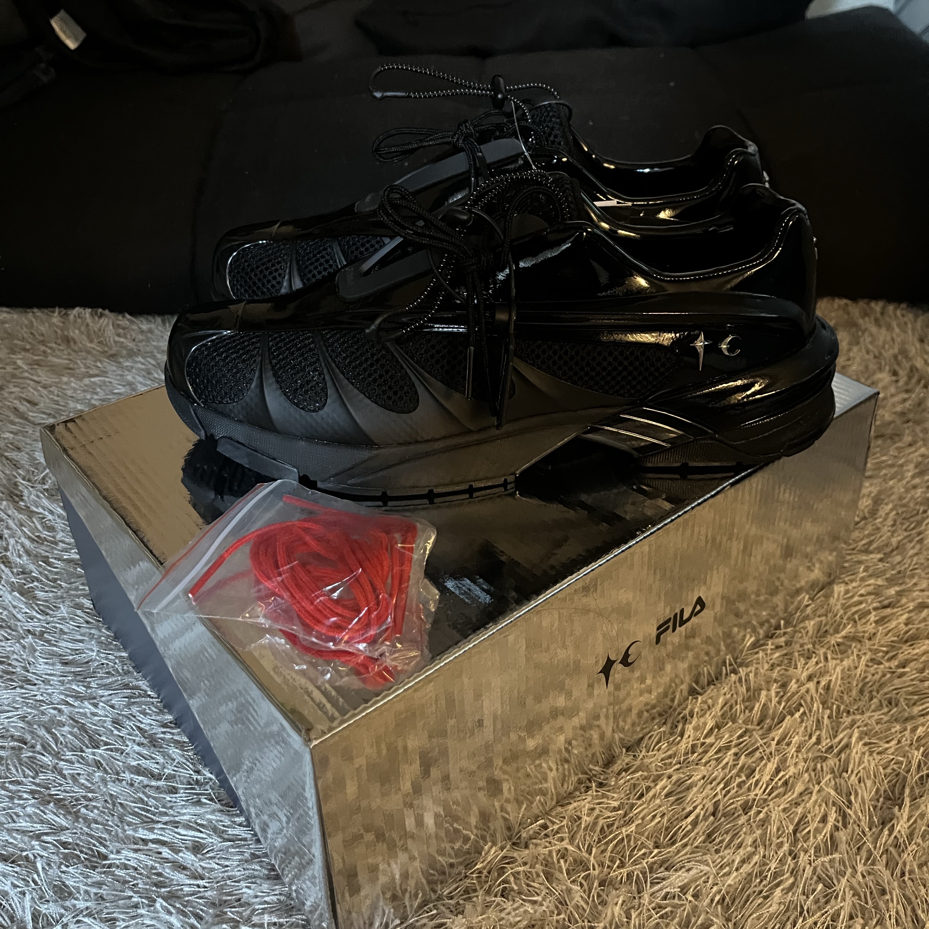 Fila x Thug Club Replica 2002 Black 착용 스타일 - 3