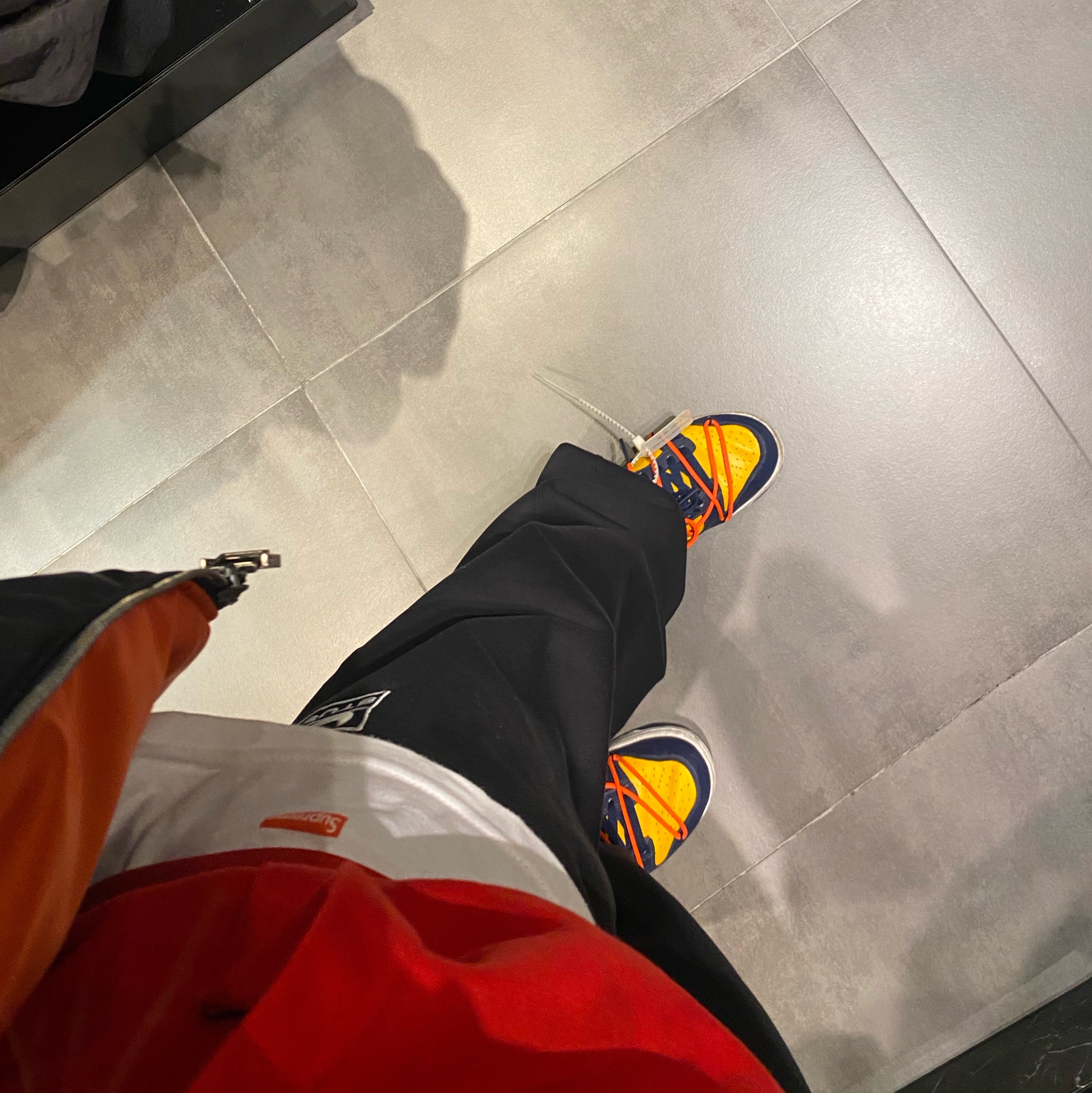 Wooyoungmi Back Logo MA-1 Black - 22FW, Nike x Stussy NRG Washed Fleece Pants Black (DO5296-010) 착용 스타일