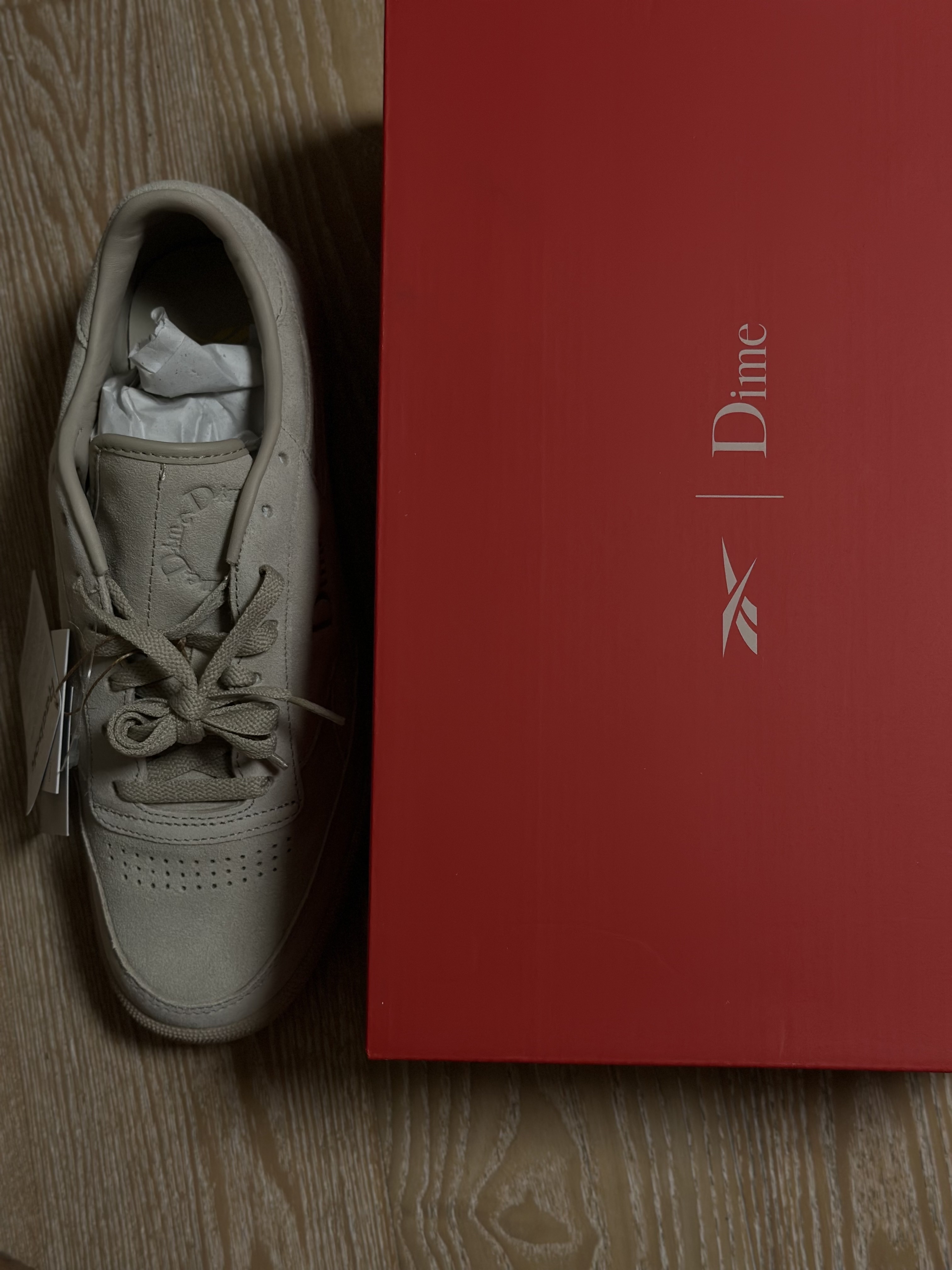 Reebok x Dime Club C Revenge Light Sand 착용 스타일 - 1