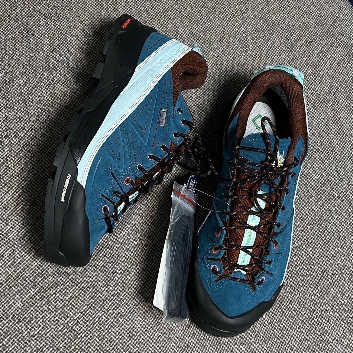 Salomon x The Broken Arm X-Desalpes GTX for TBA Blue 착용 스타일