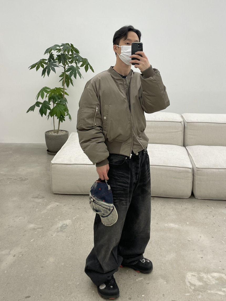 Diesel C-Seymon Treated Denim Baseball Cap Blue White, Crocs x Staple Classic All Terrain Clog Black 착용 스타일