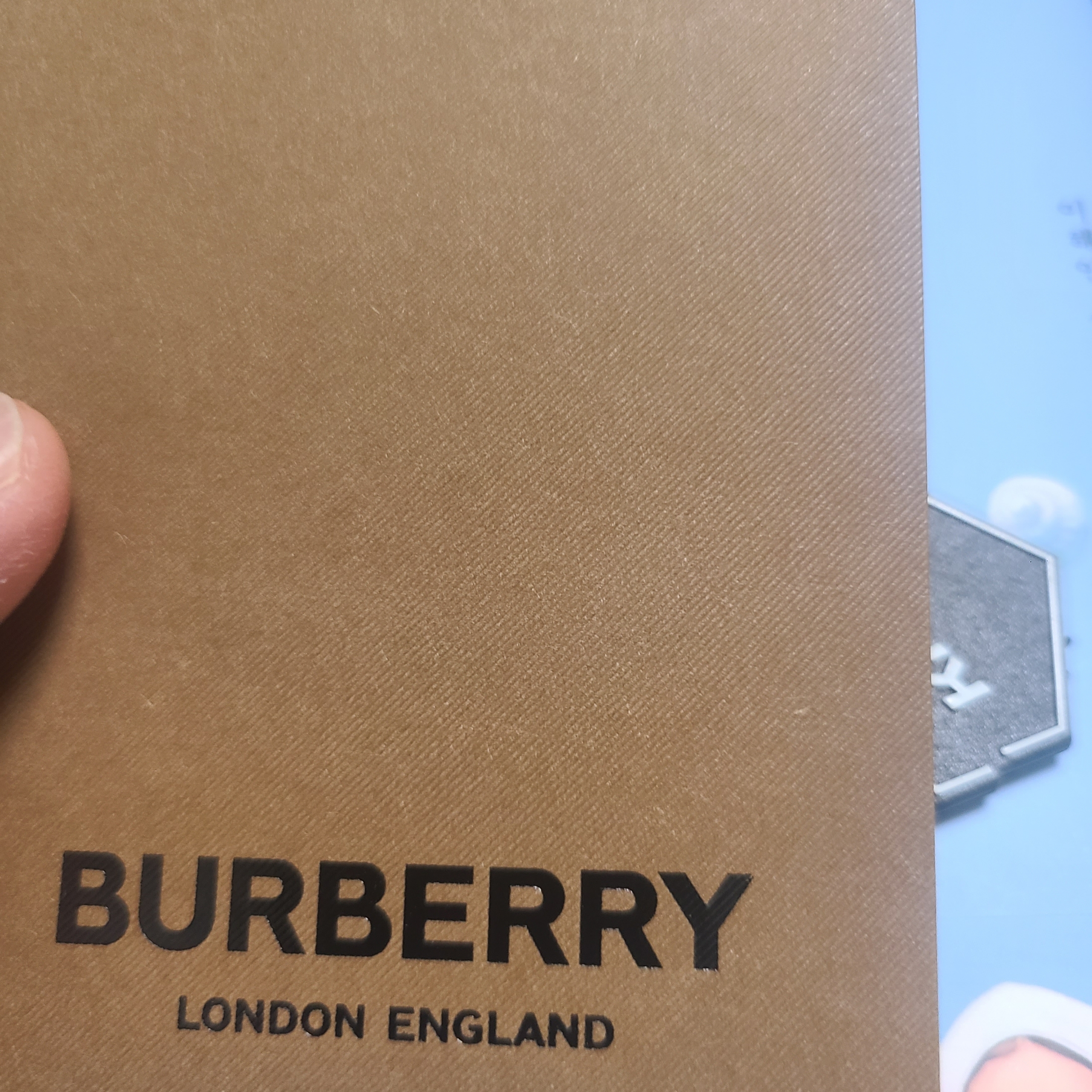 (Kids) Burberry Vintage Check Cotton Scrunchie Archive Beige 착용 스타일 - 2