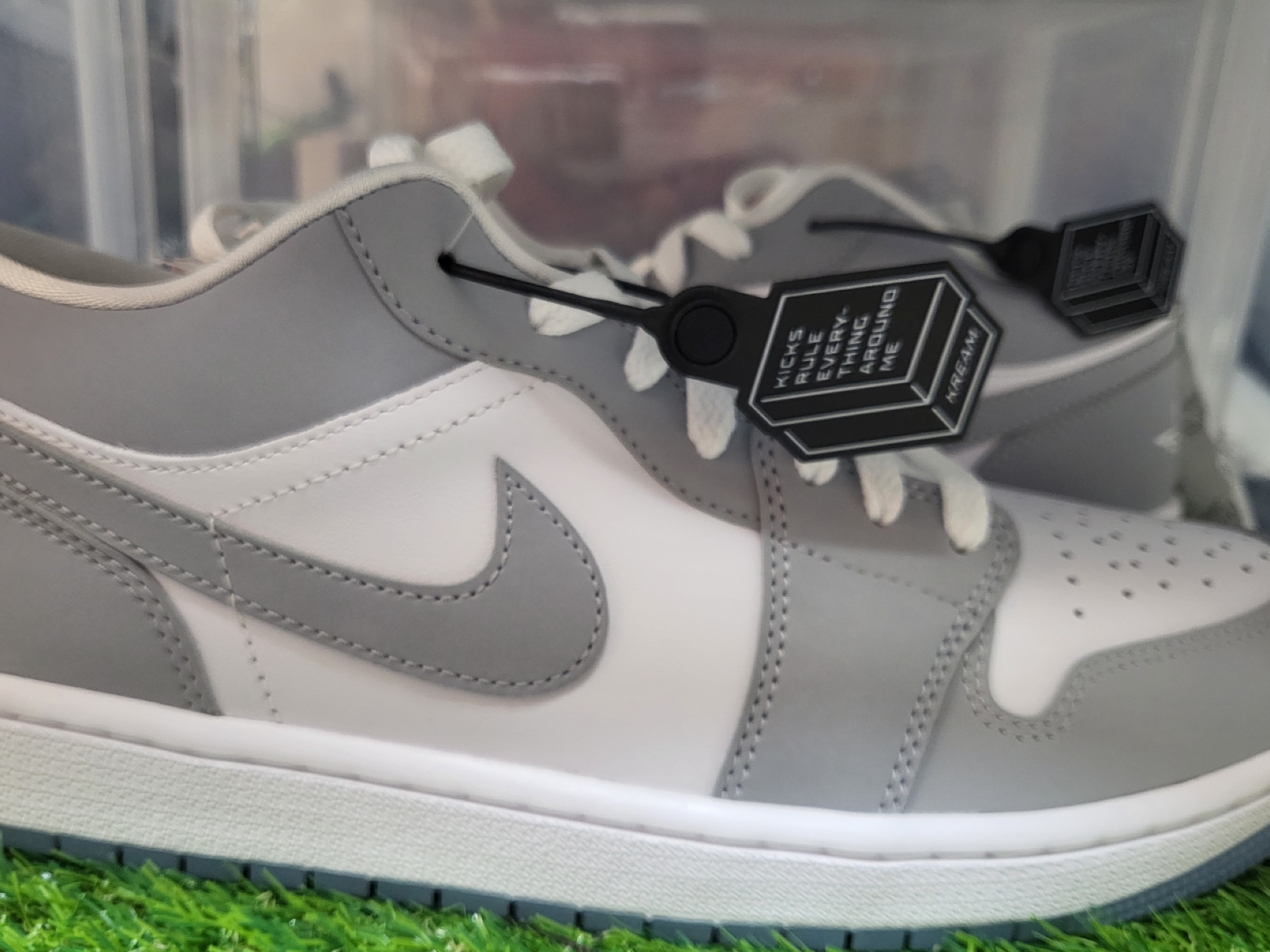 (W) Jordan 1 Low White Wolf Grey 착용 스타일
